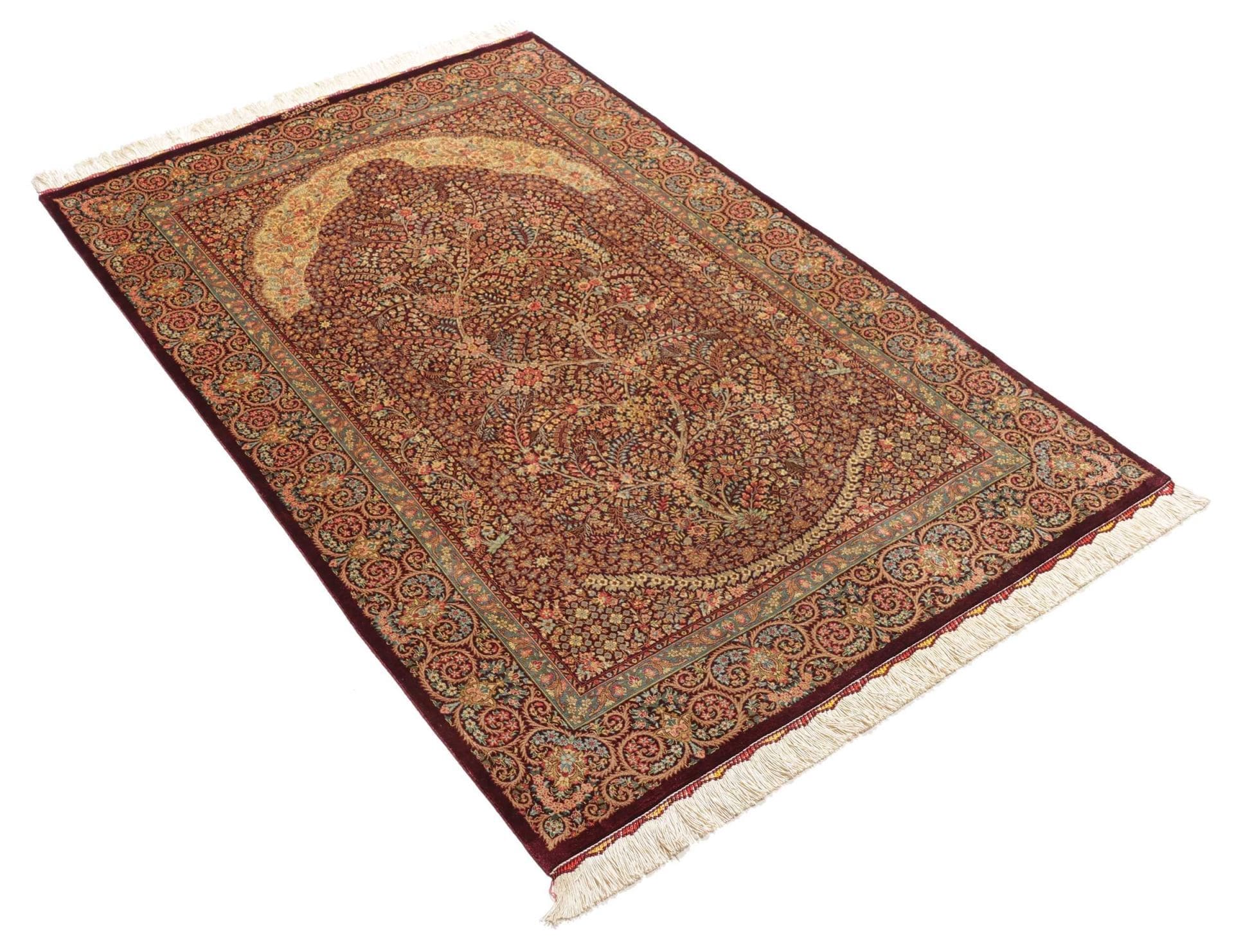 Handgeknüpfter Ghom Perserteppich, 104 × 156 cm, Seide