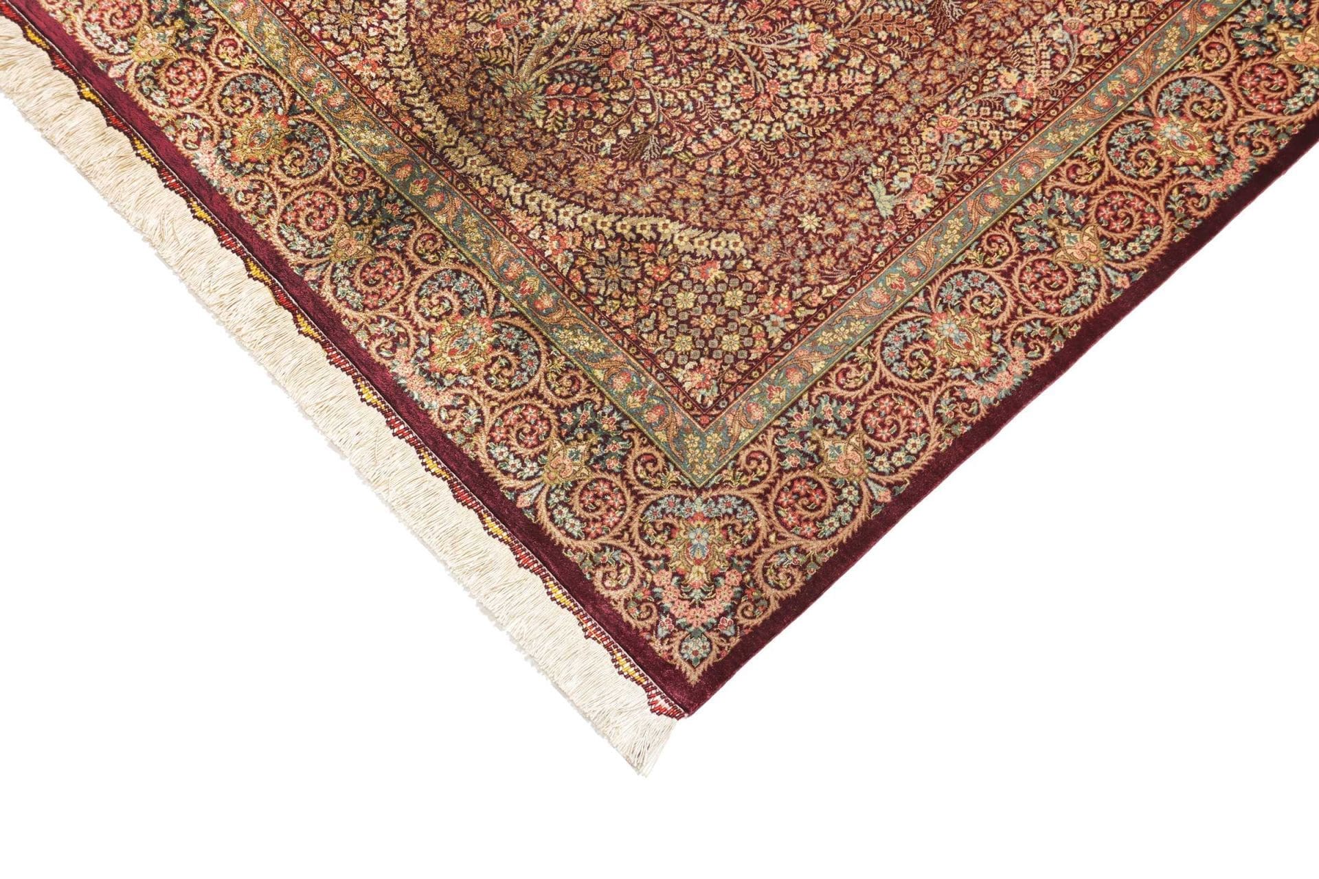 Handgeknüpfter Ghom Perserteppich, 104 × 156 cm, Seide