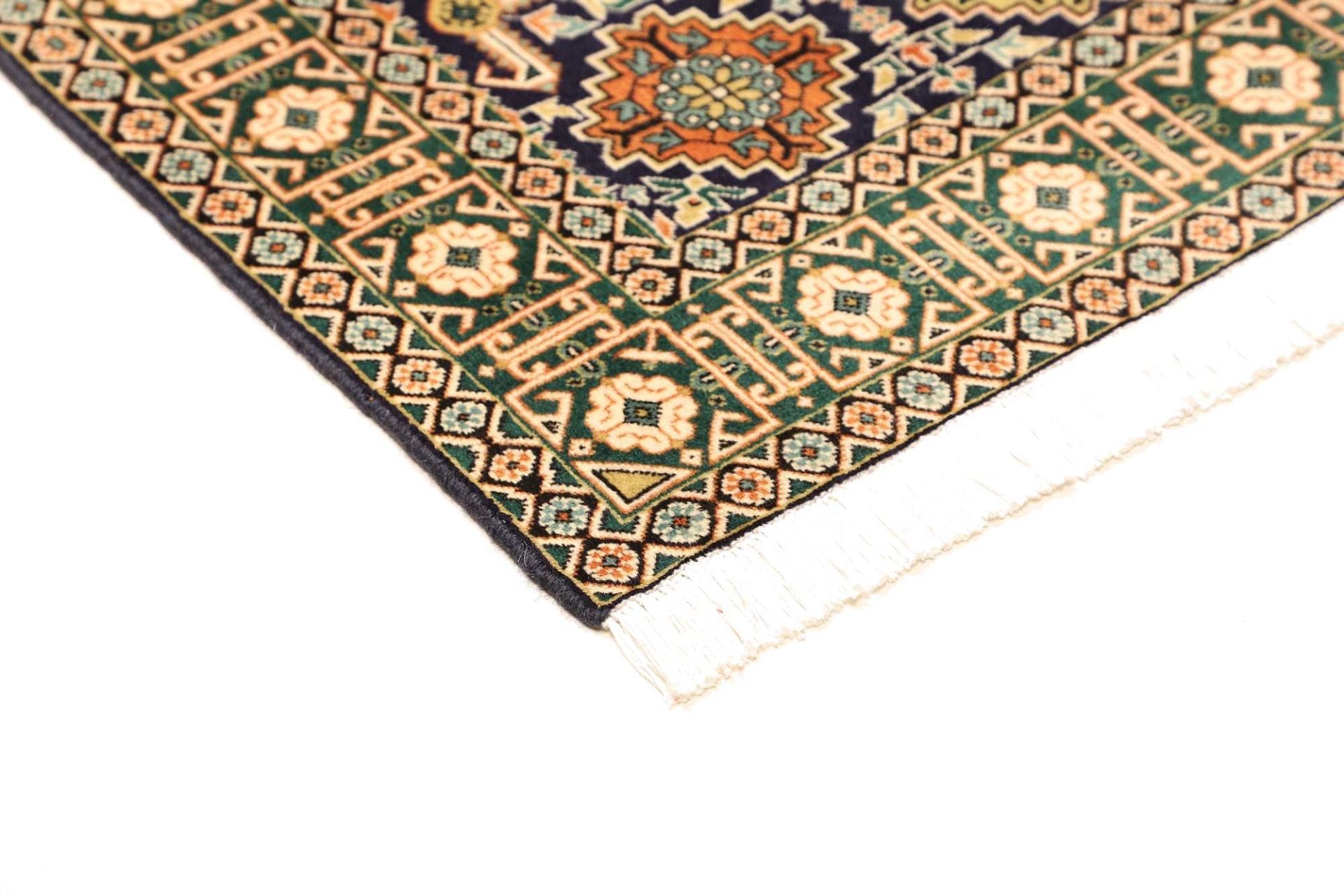 Täbriz Perserteppich aus Iran, 103 × 138 cm