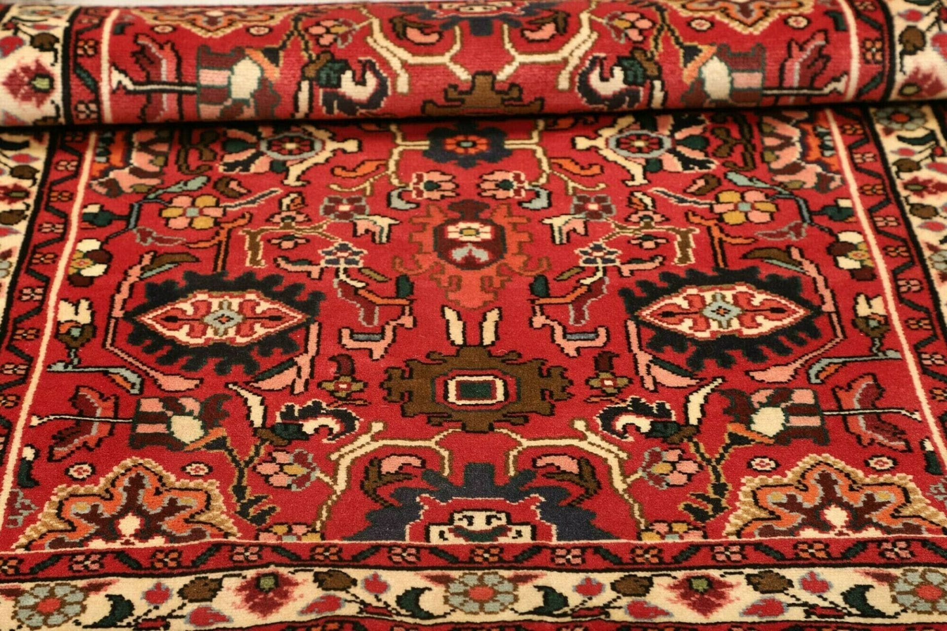 Hamadan Herati Perserteppich aus Iran, 103 × 140 cm