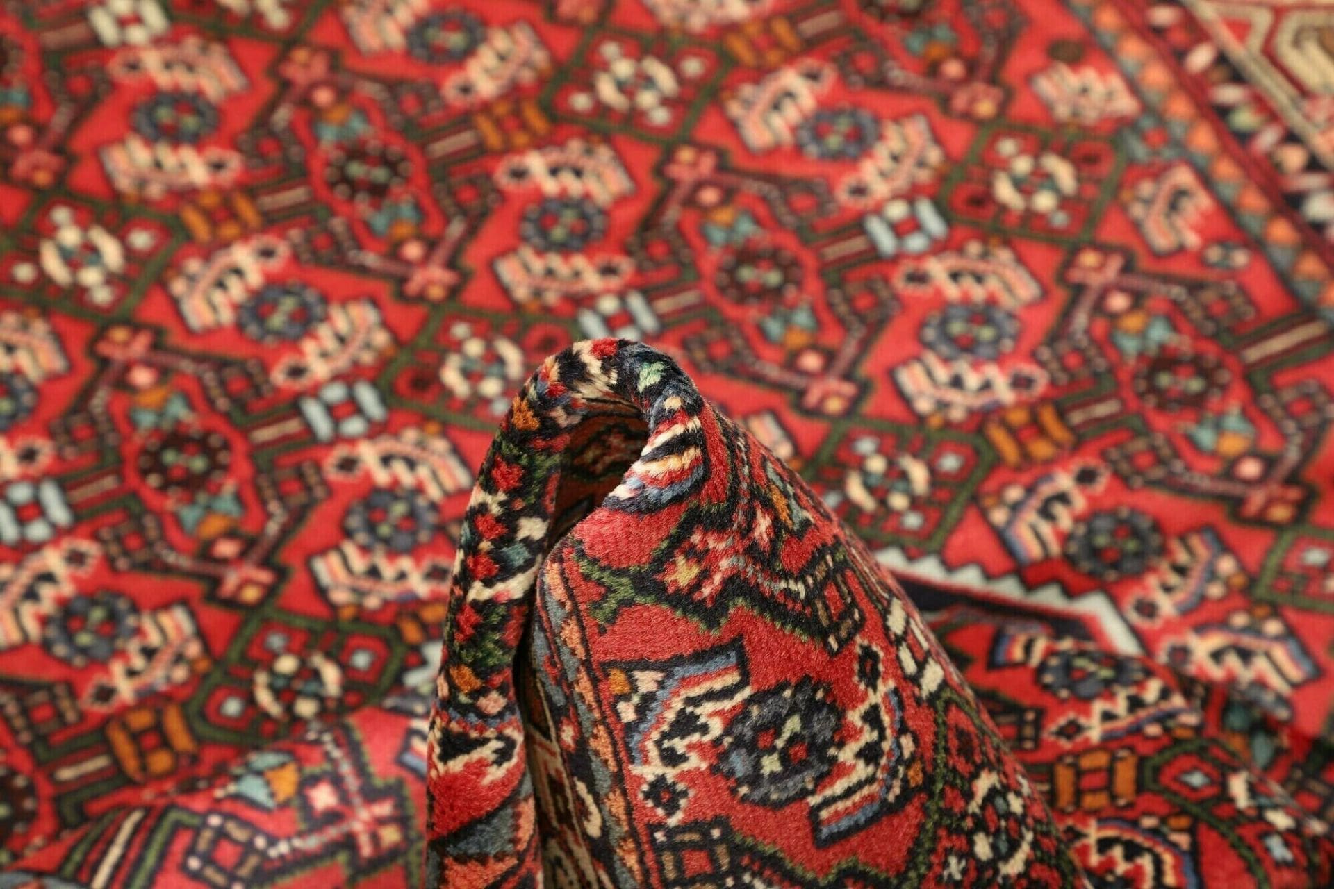 Hamadan Herati Perserteppich aus Iran, 103 × 152 cm