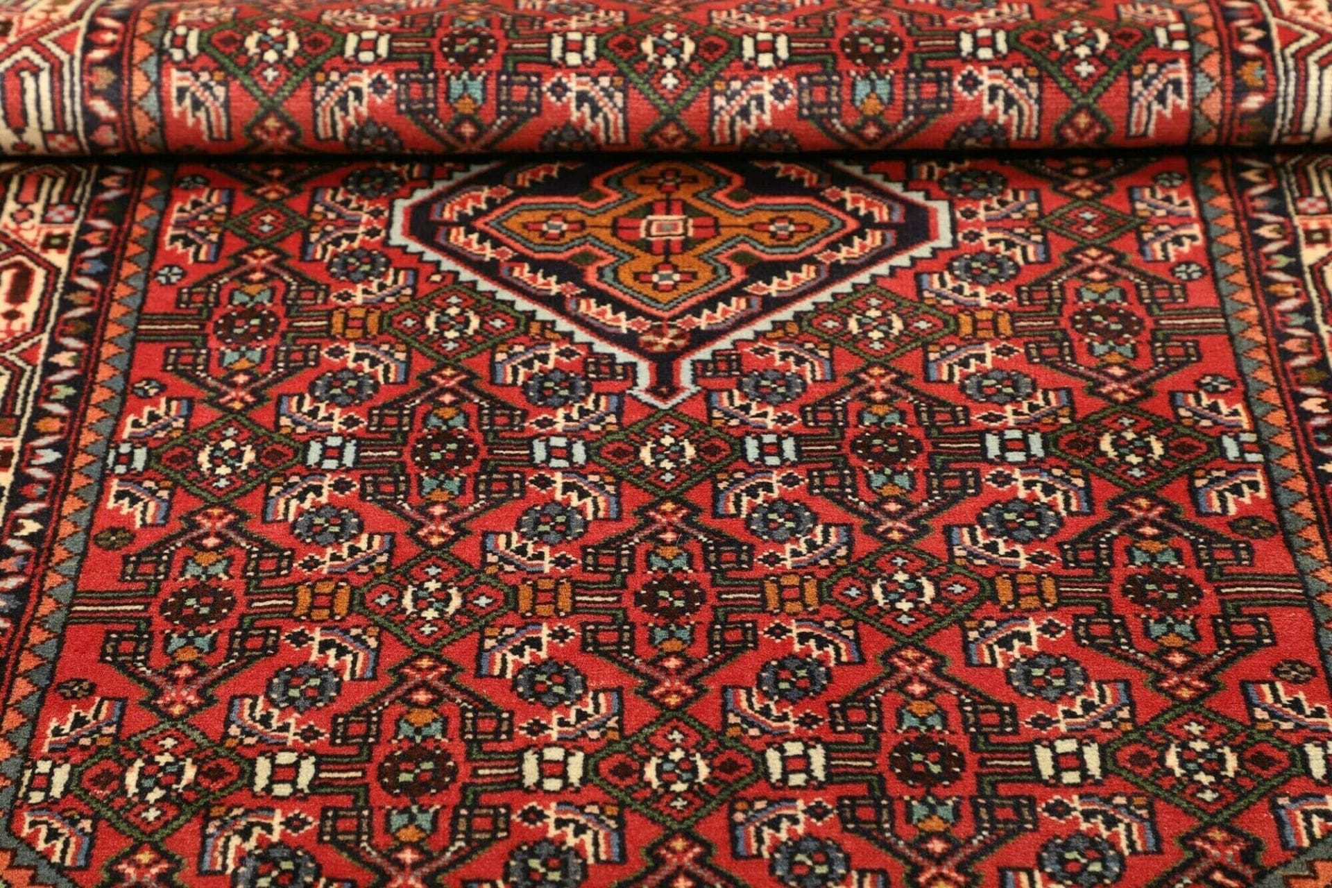 Hamadan Herati Perserteppich aus Iran, 103 × 152 cm
