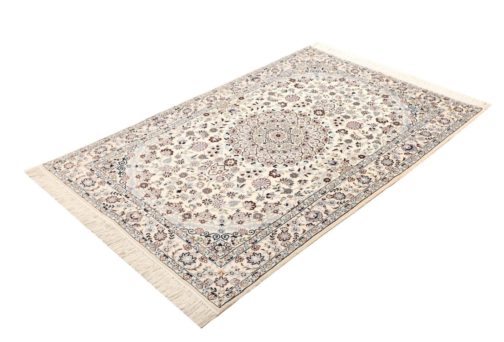 Nain Perserteppich aus Iran, 112 × 165 cm