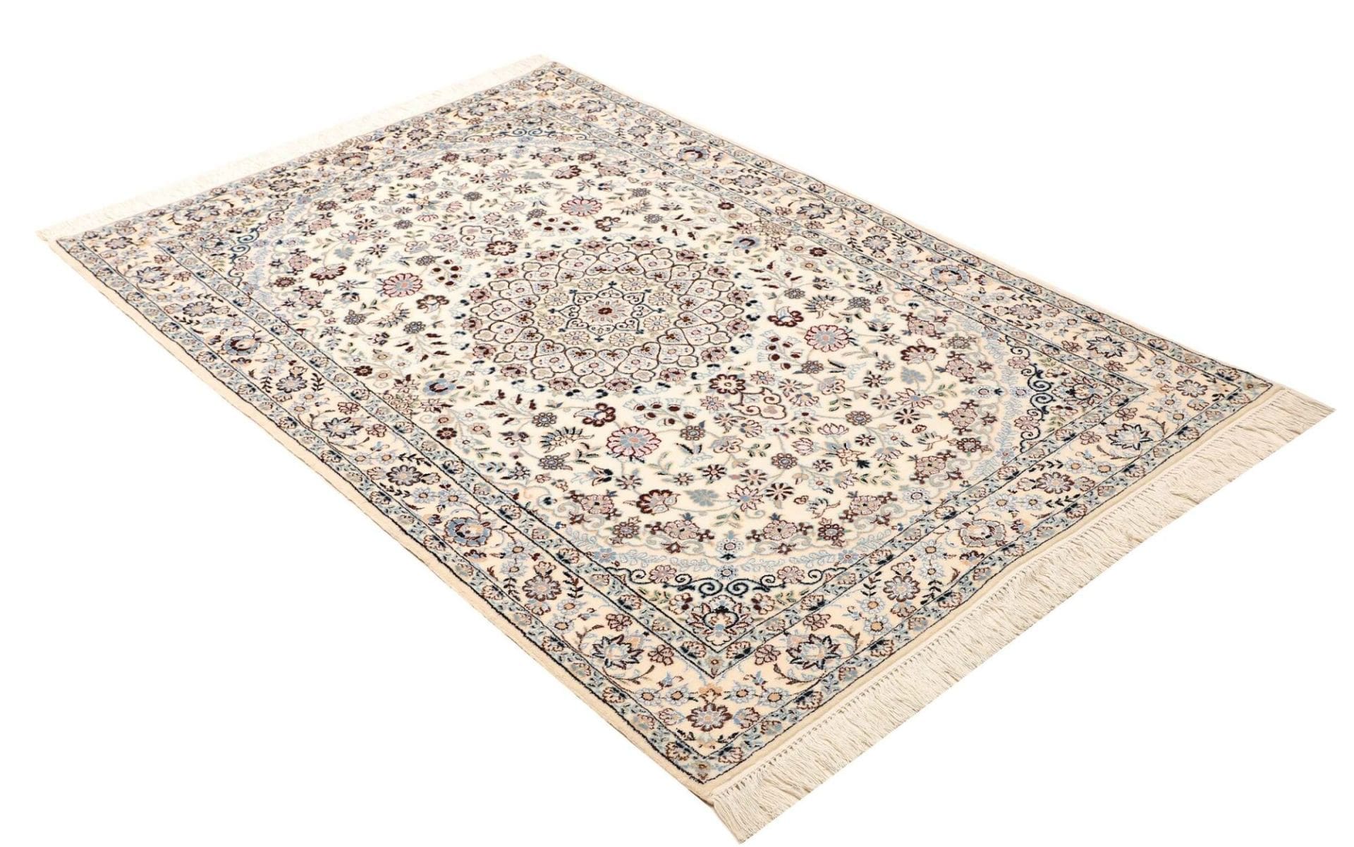 Nain Perserteppich aus Iran, 112 × 165 cm