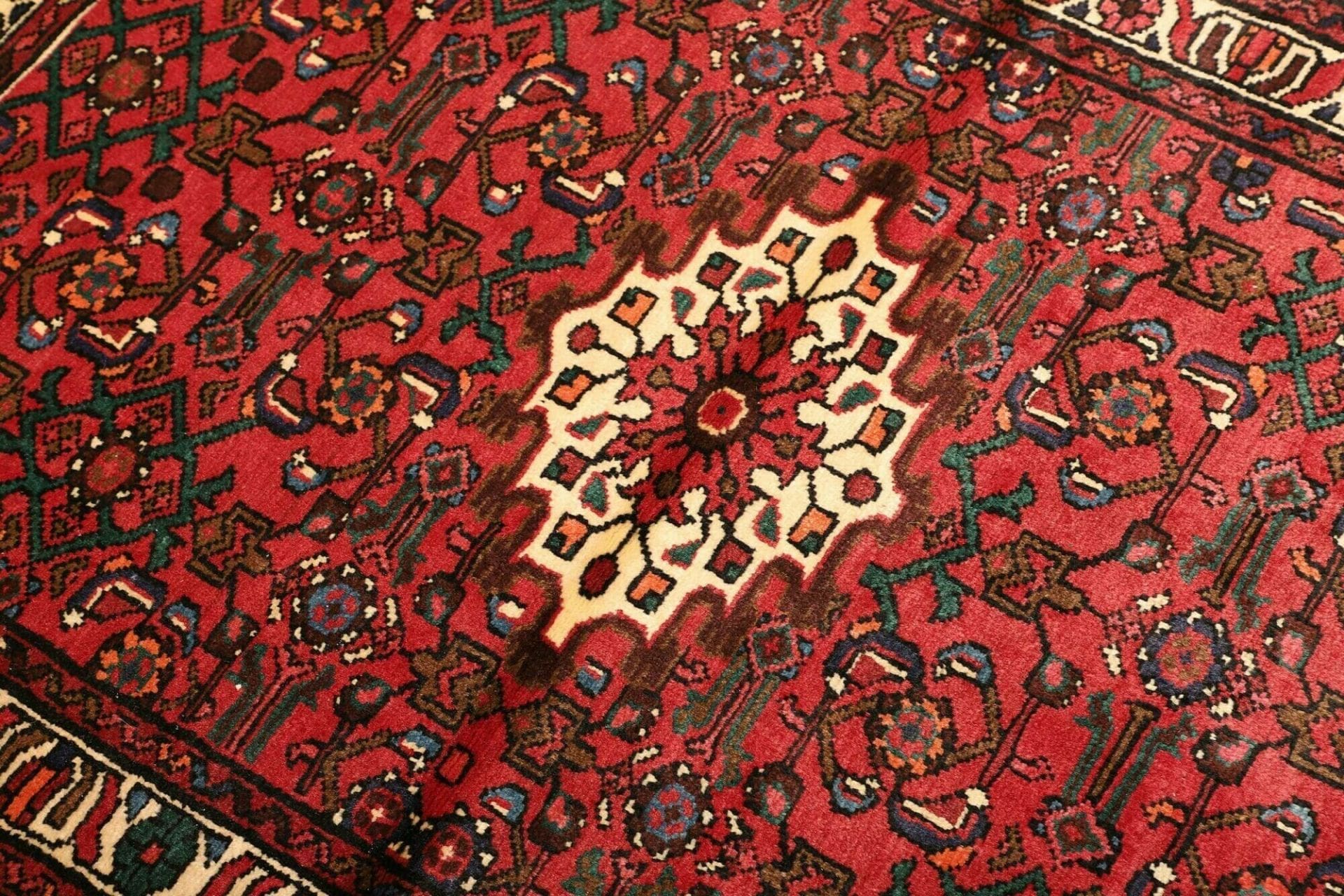Hamadan Herati Perserteppich aus Iran, 109 × 152 cm