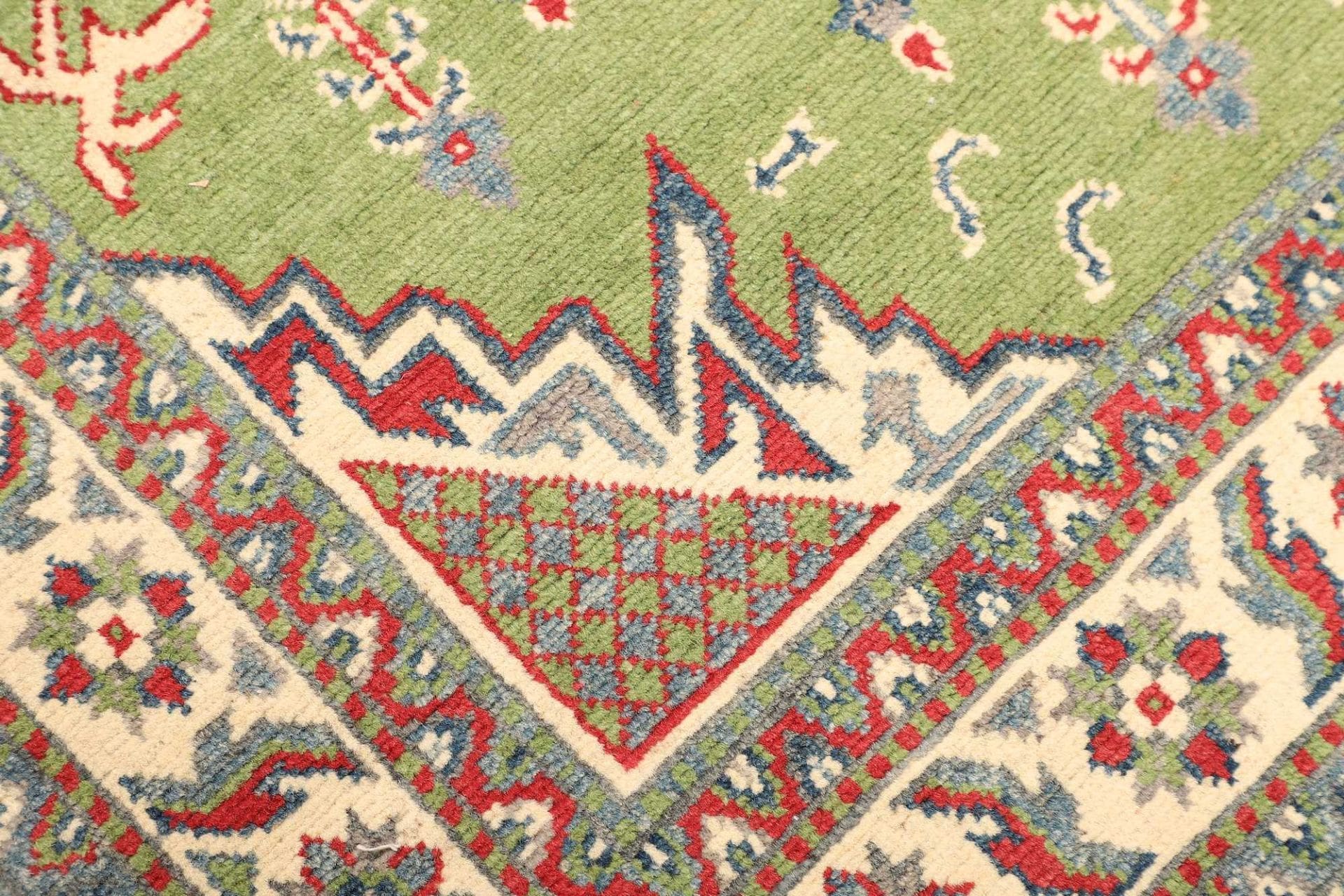 kazak-orientteppich-100-x-152-cm-geometrisches-muster-handgeknupft-5 Handgeknüpfter Kazak Orientteppich, 100 × 152 cm, Wolle