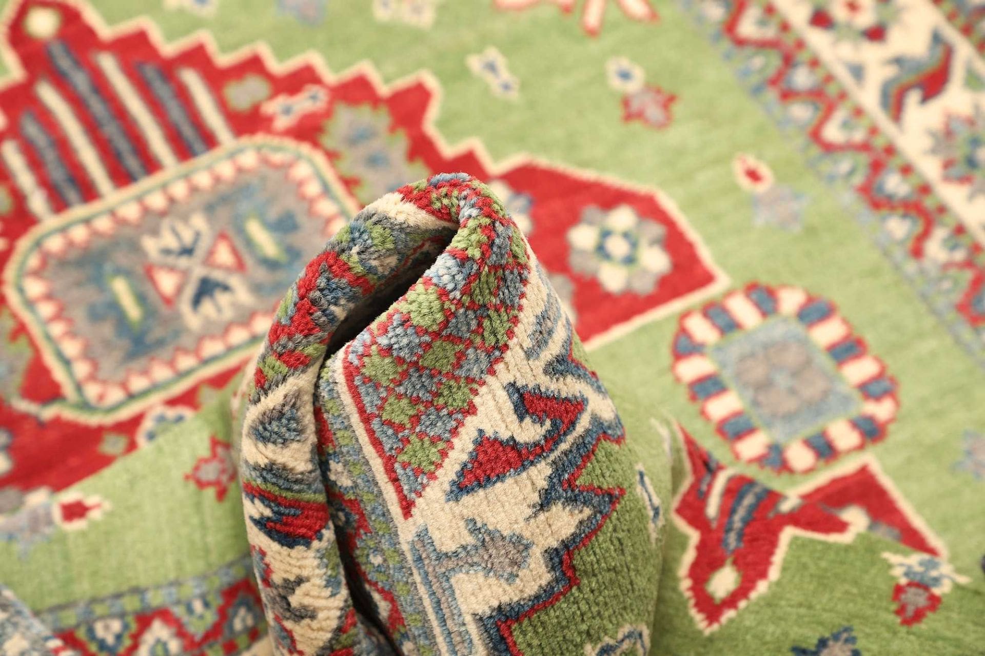 kazak-orientteppich-100-x-152-cm-geometrisches-muster-handgeknupft-8 Handgeknüpfter Kazak Orientteppich, 100 × 152 cm, Wolle