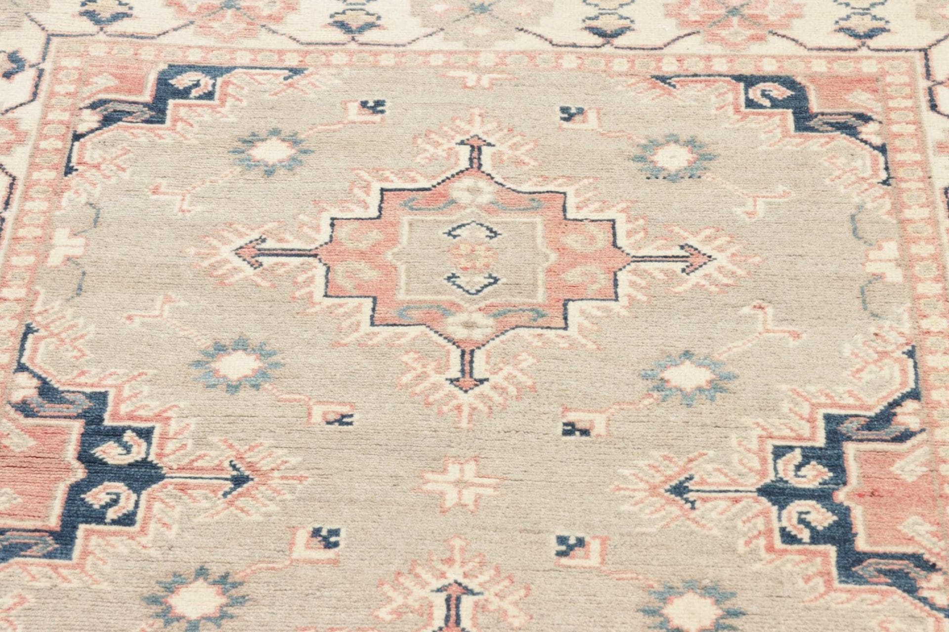 Handgeknüpfter Kazak Orientteppich, 108 × 135 cm, Wolle