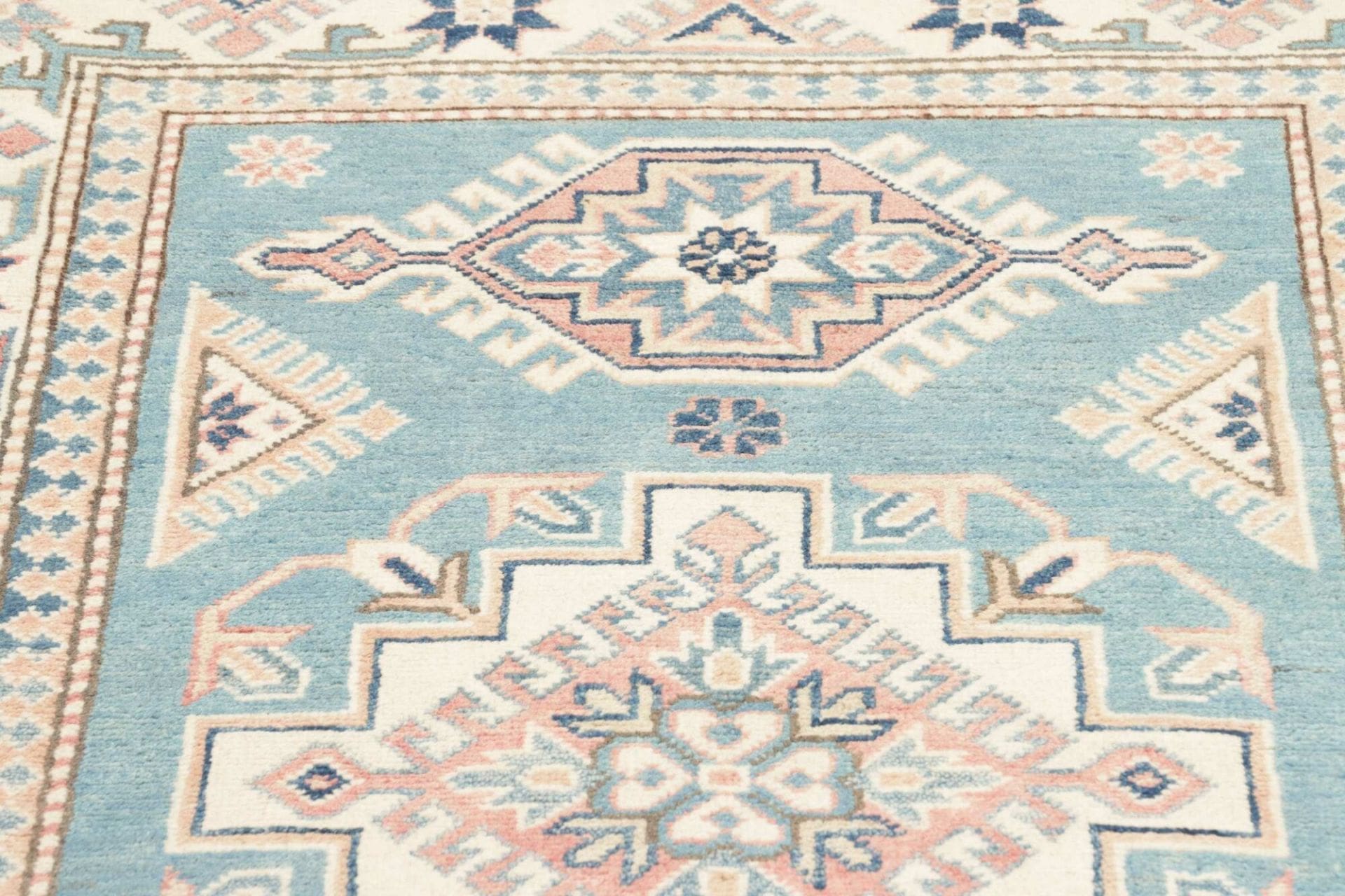 Kazak Orientteppich 103 × 156 cm aus Wolle, handgeknüpft