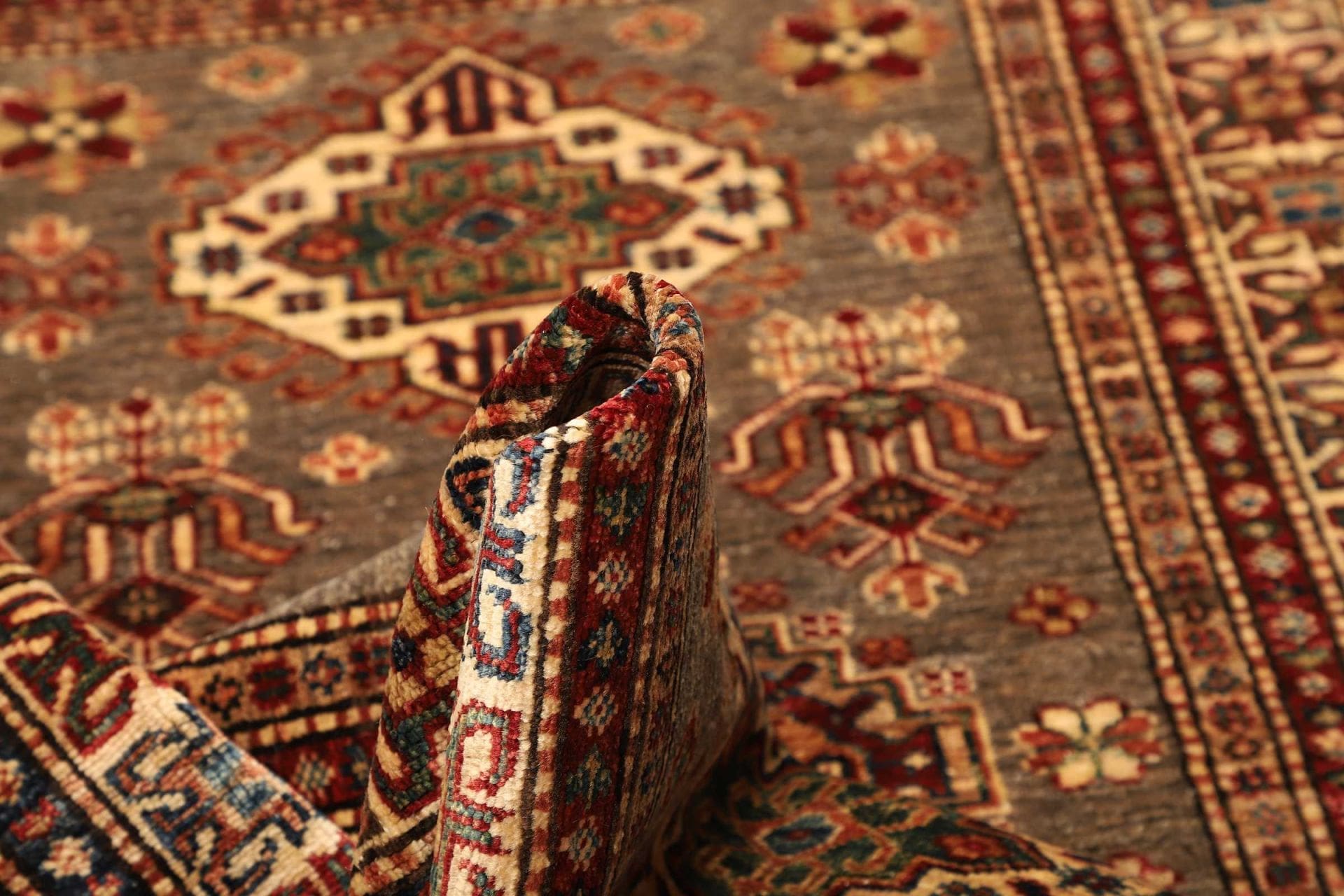 Kazak Orientteppich 103 × 147 cm aus Wolle, handgeknüpft