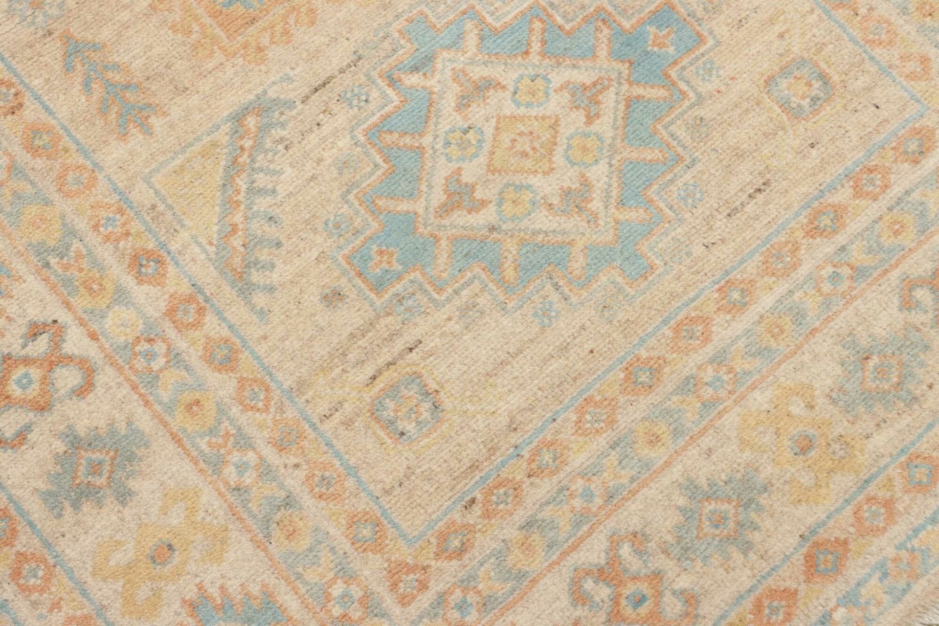 Kazak Orientteppich 104 × 148 cm aus Wolle, handgeknüpft