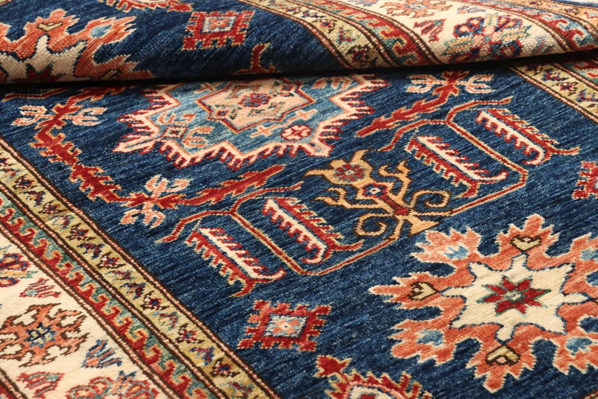 kazak-orientteppich-105-x-156cm-handgeknupft-geometrische-muster-9 Handgeknüpfter Kazak Orientteppich, 105 × 156 cm, Wolle