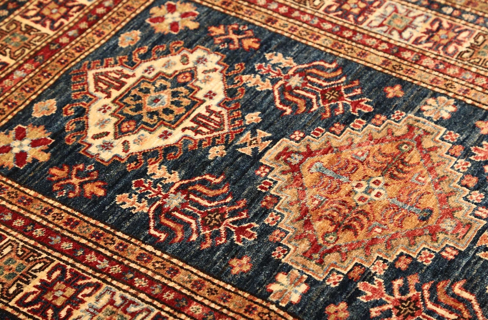 Kazak Orientteppich aus Pakistan, 101 × 147 cm
