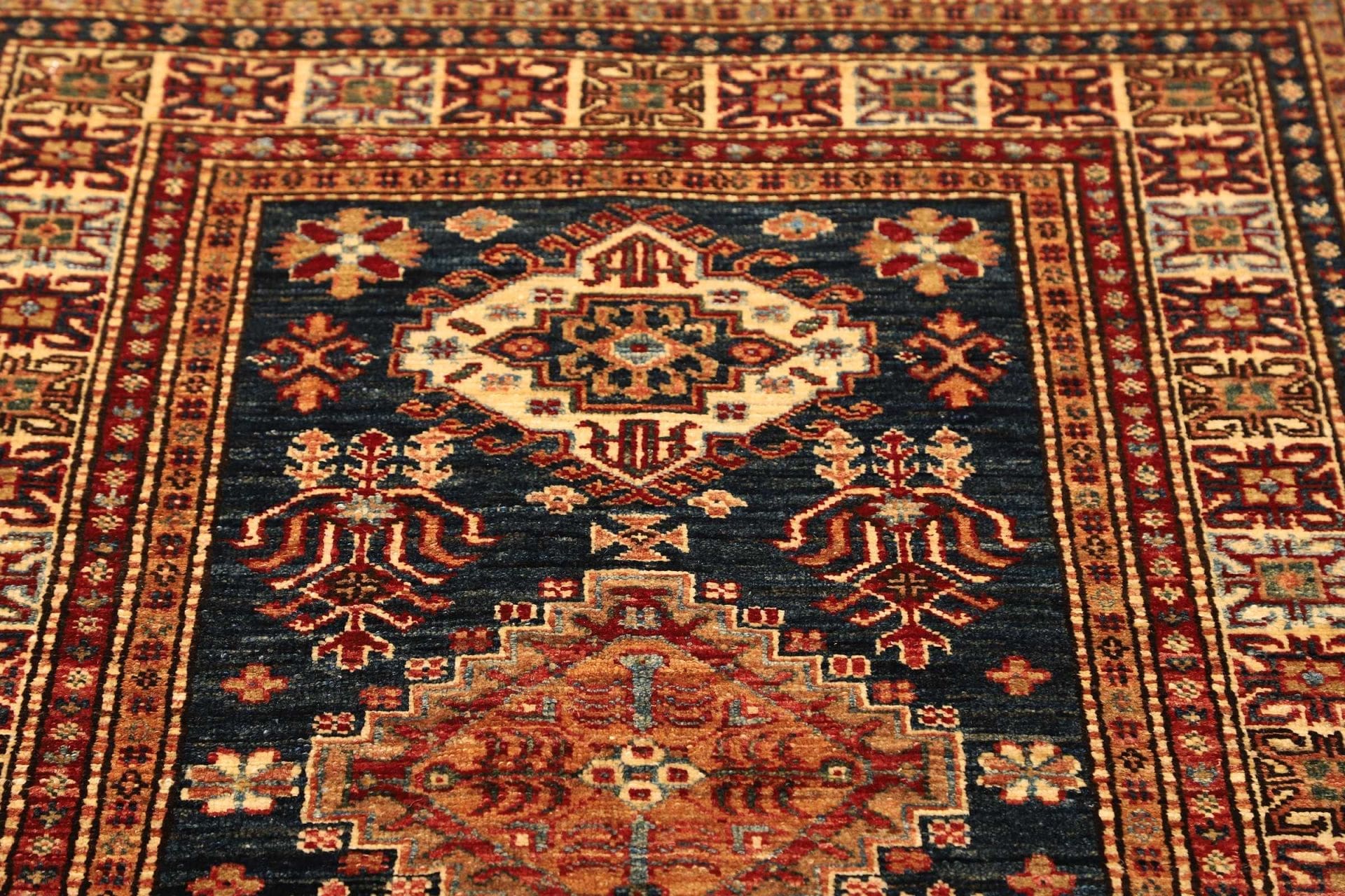 Kazak Orientteppich aus Pakistan, 101 × 147 cm