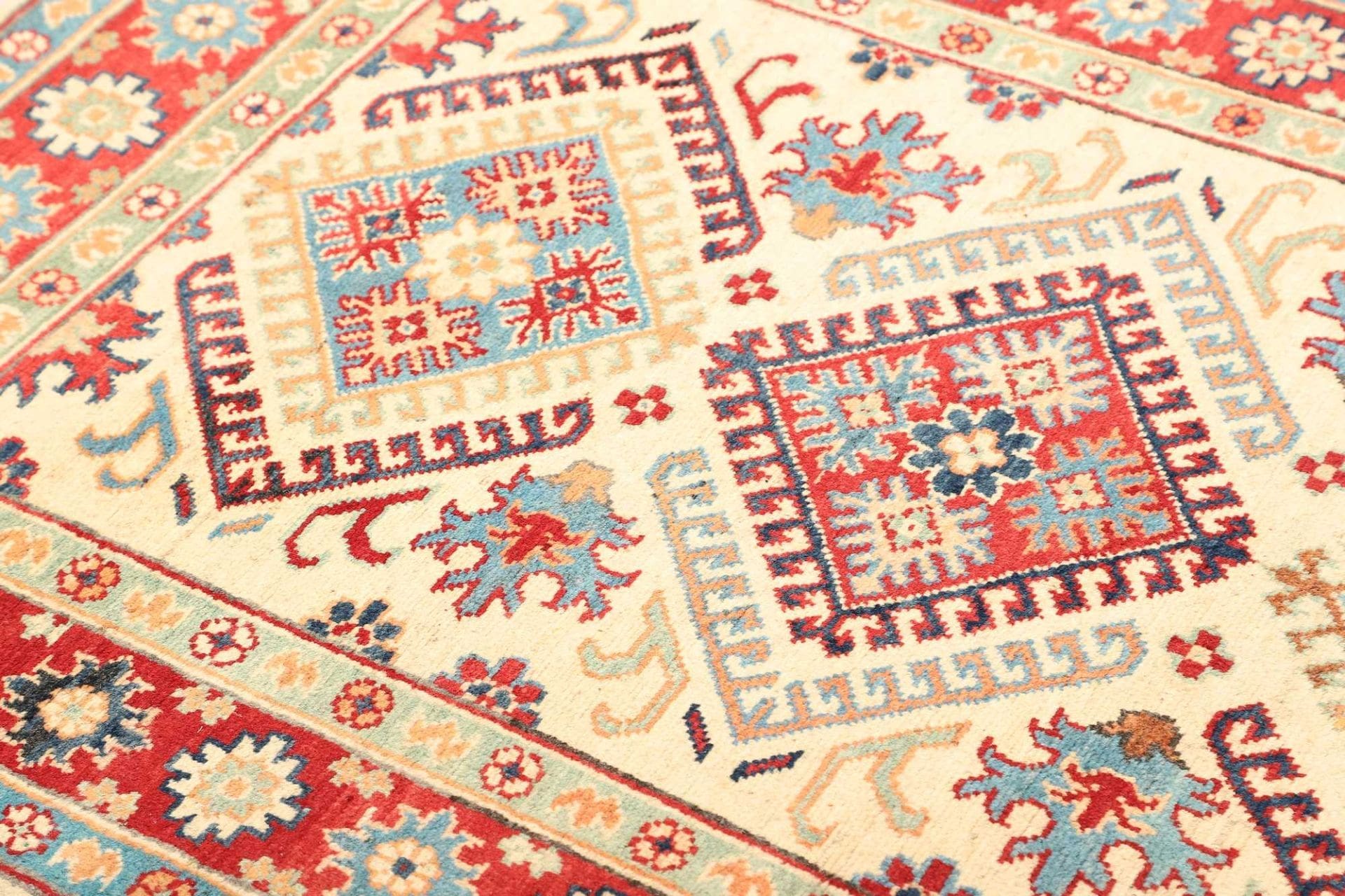 Kazak Orientteppich aus Pakistan, 104 × 152 cm