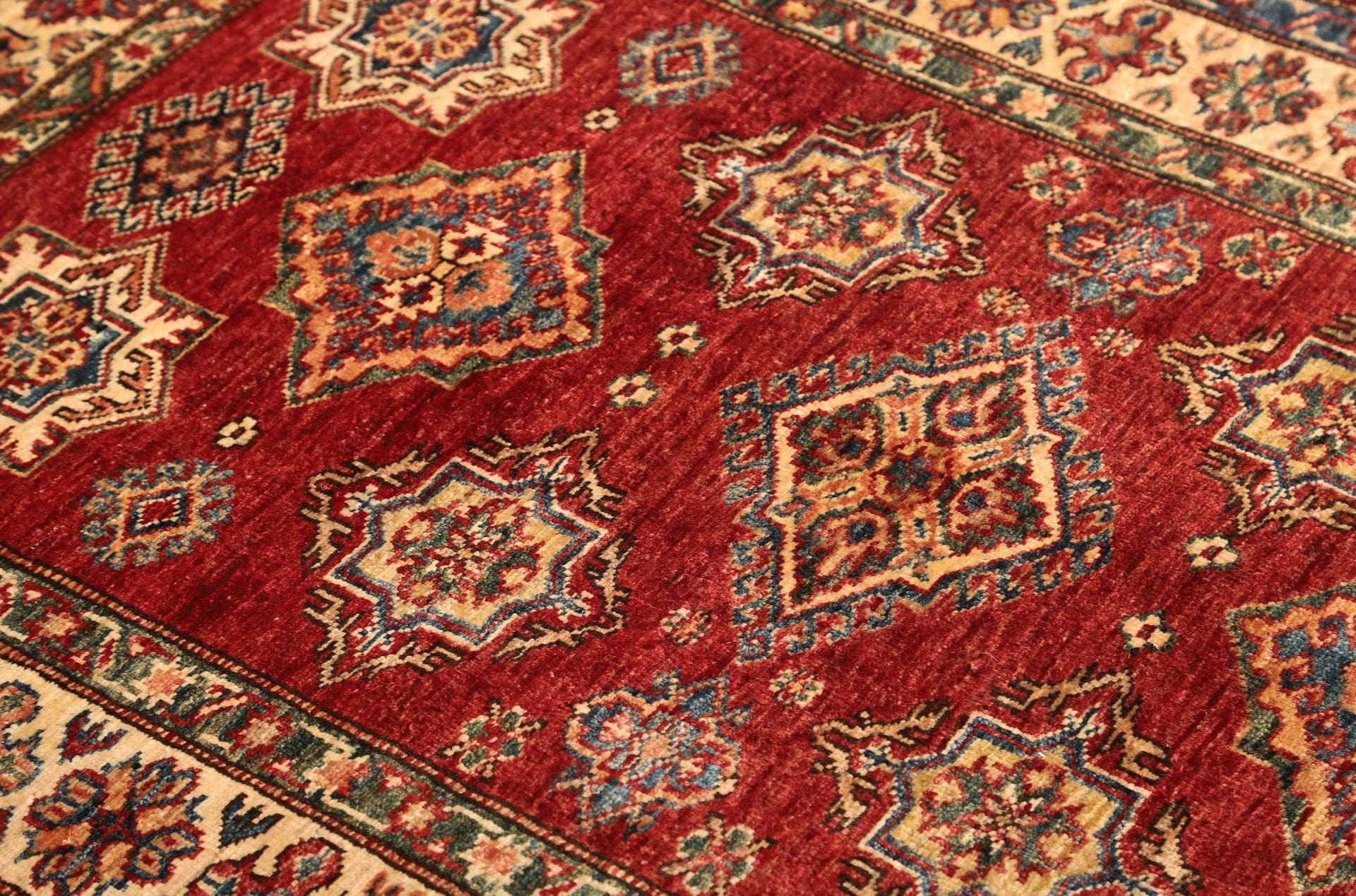Kazak Orientteppich aus Pakistan, 103 × 140 cm
