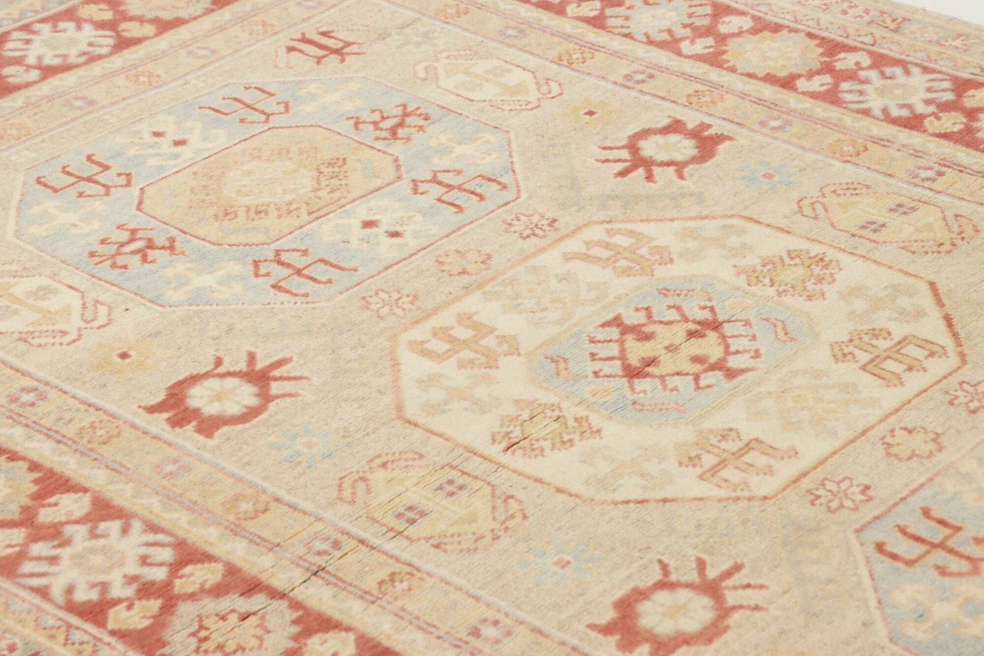 Kazak Orientteppich 121 × 181 cm aus Wolle, handgeknüpft