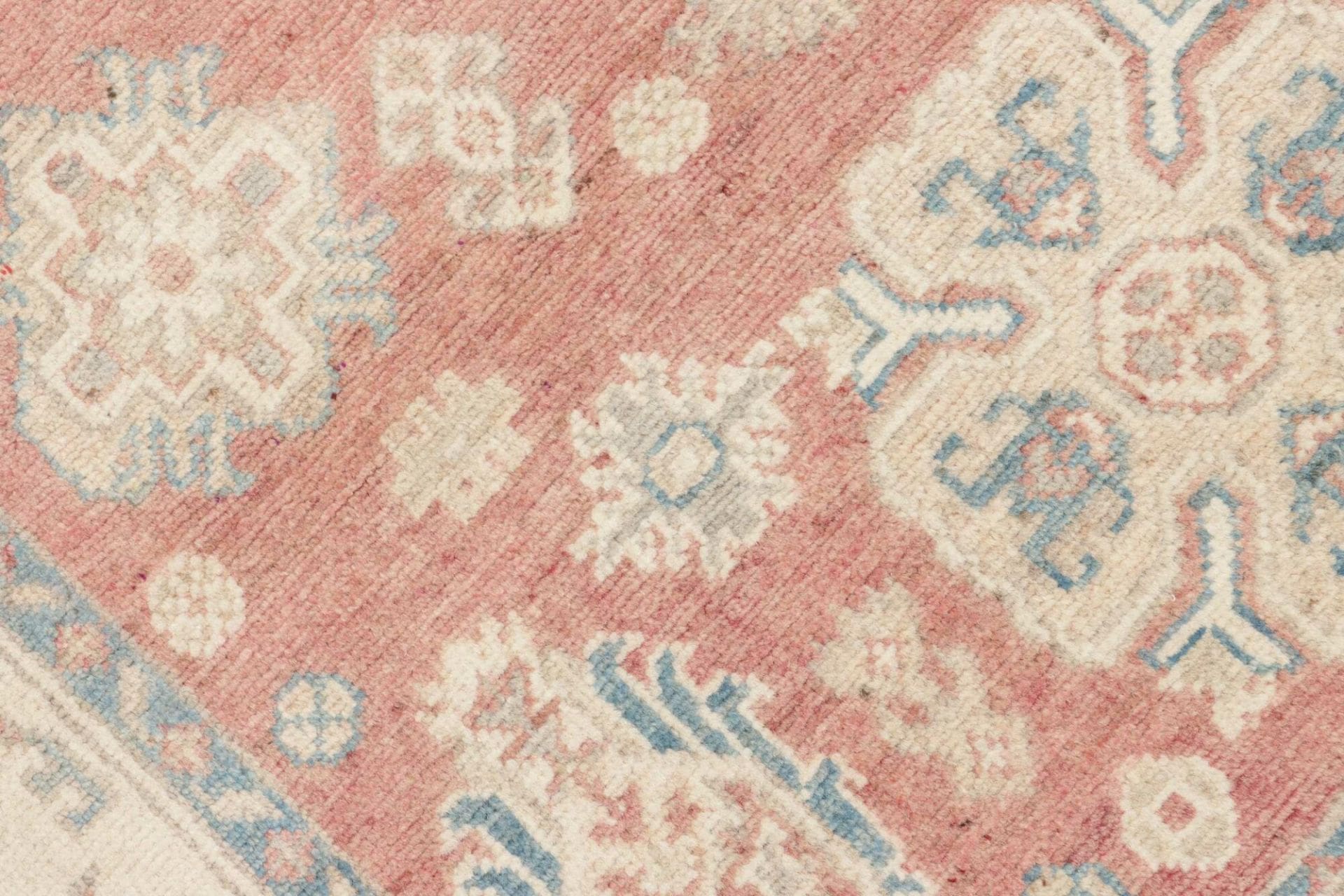 Kazak Orientteppich 102 × 152 cm aus Wolle, handgeknüpft