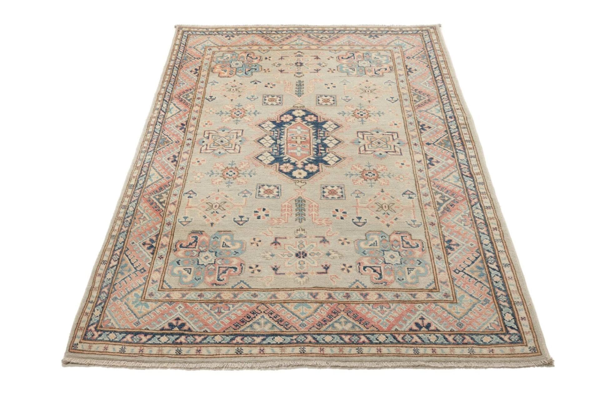 Handgeknüpfter Kazak Orientteppich 121 × 177 cm