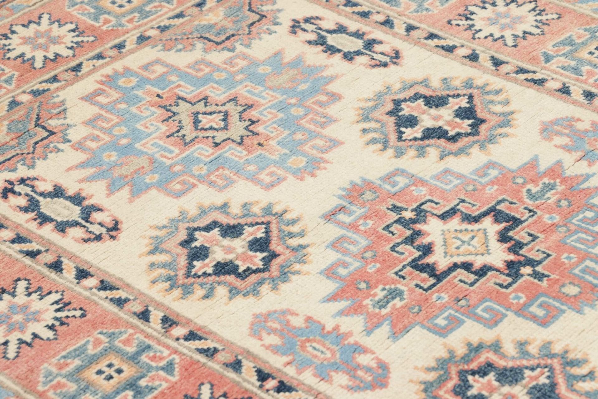 Kazak Orientteppich aus Pakistan, 90 × 131 cm