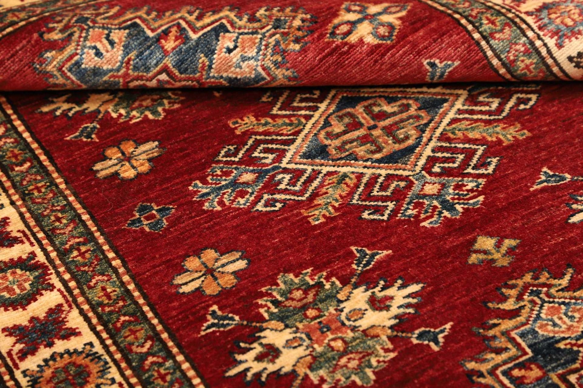 Handgeknüpfter Kazak Orientteppich 101 × 139 cm