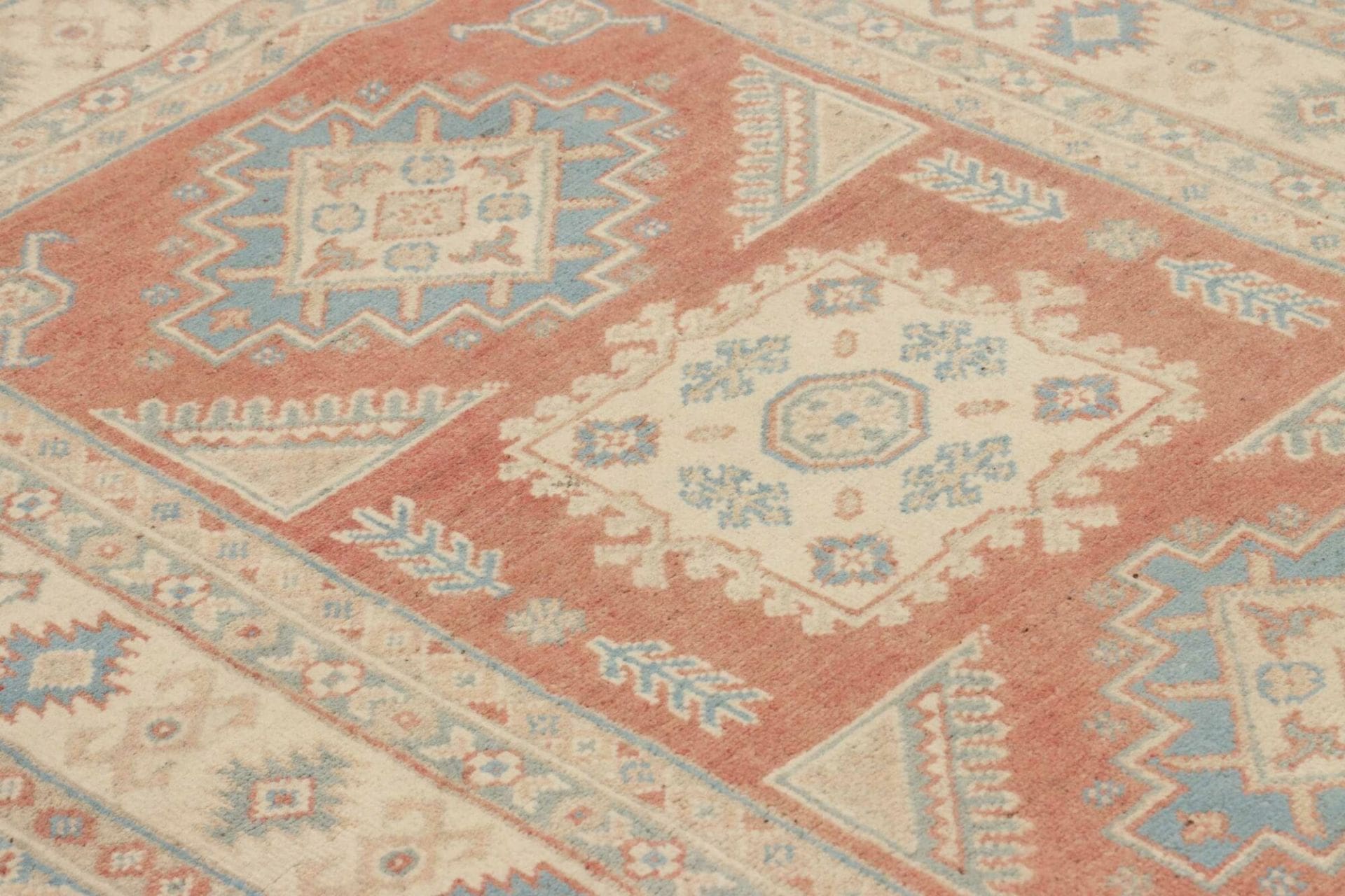 Kazak Orientteppich aus Pakistan, 103 × 144 cm