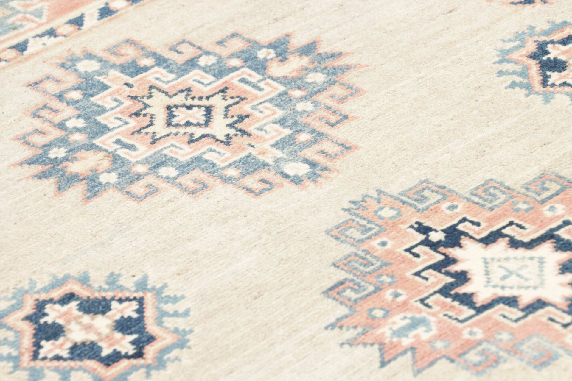 Kazak Orientteppich aus Pakistan, 97 × 138 cm