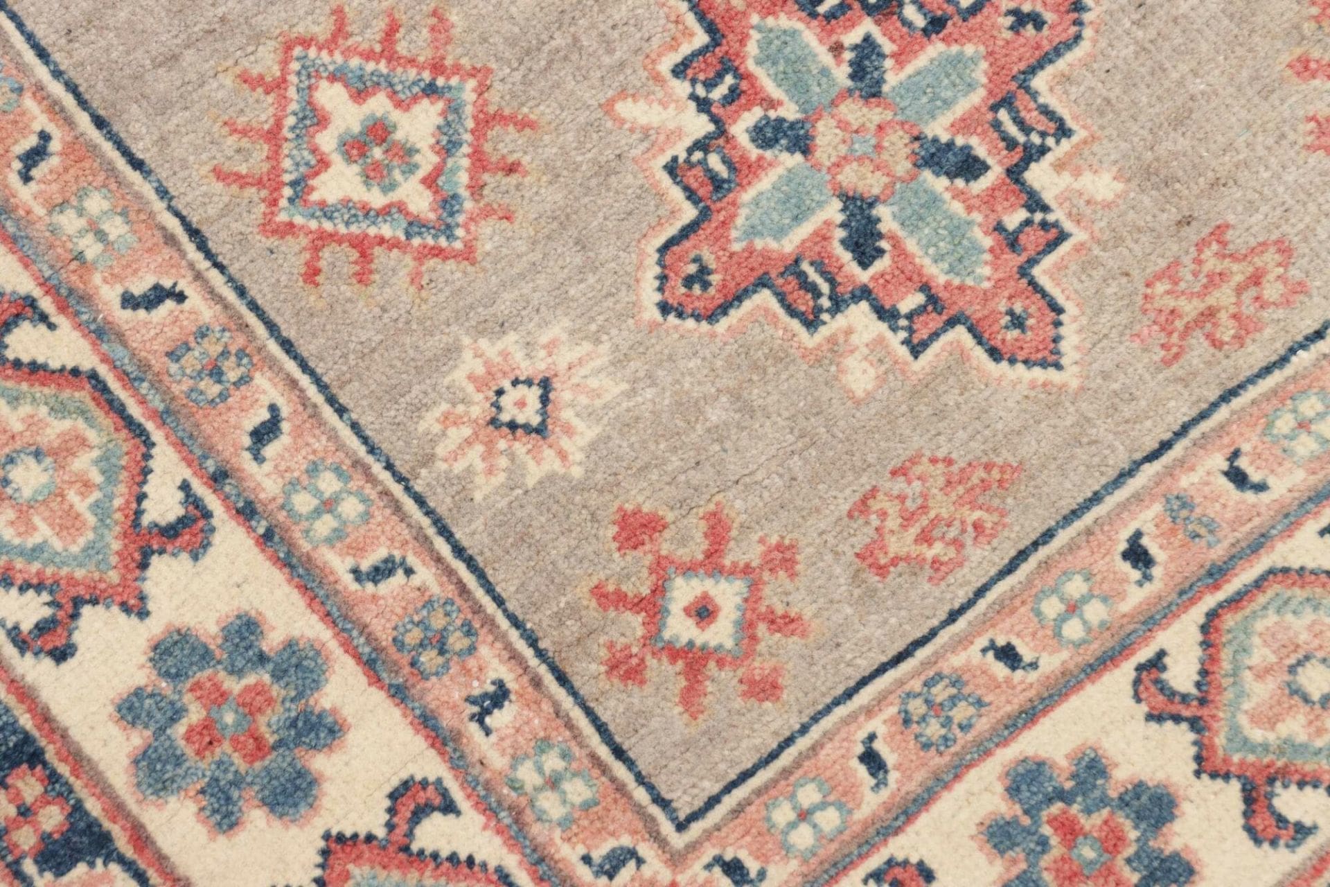 Kazak Orientteppich 82 × 125 cm aus Wolle, handgeknüpft