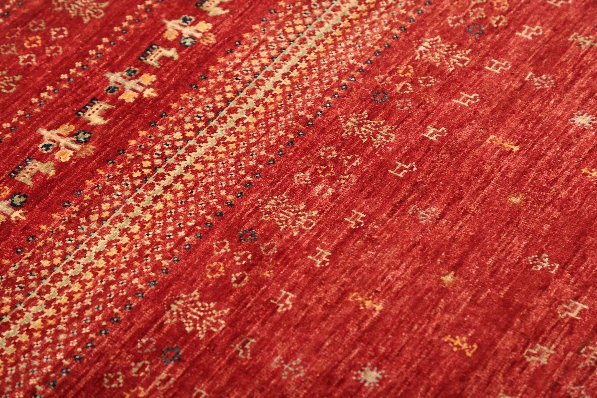 Gabbeh Orientteppich 82 × 121 cm aus Wolle, handgewebt