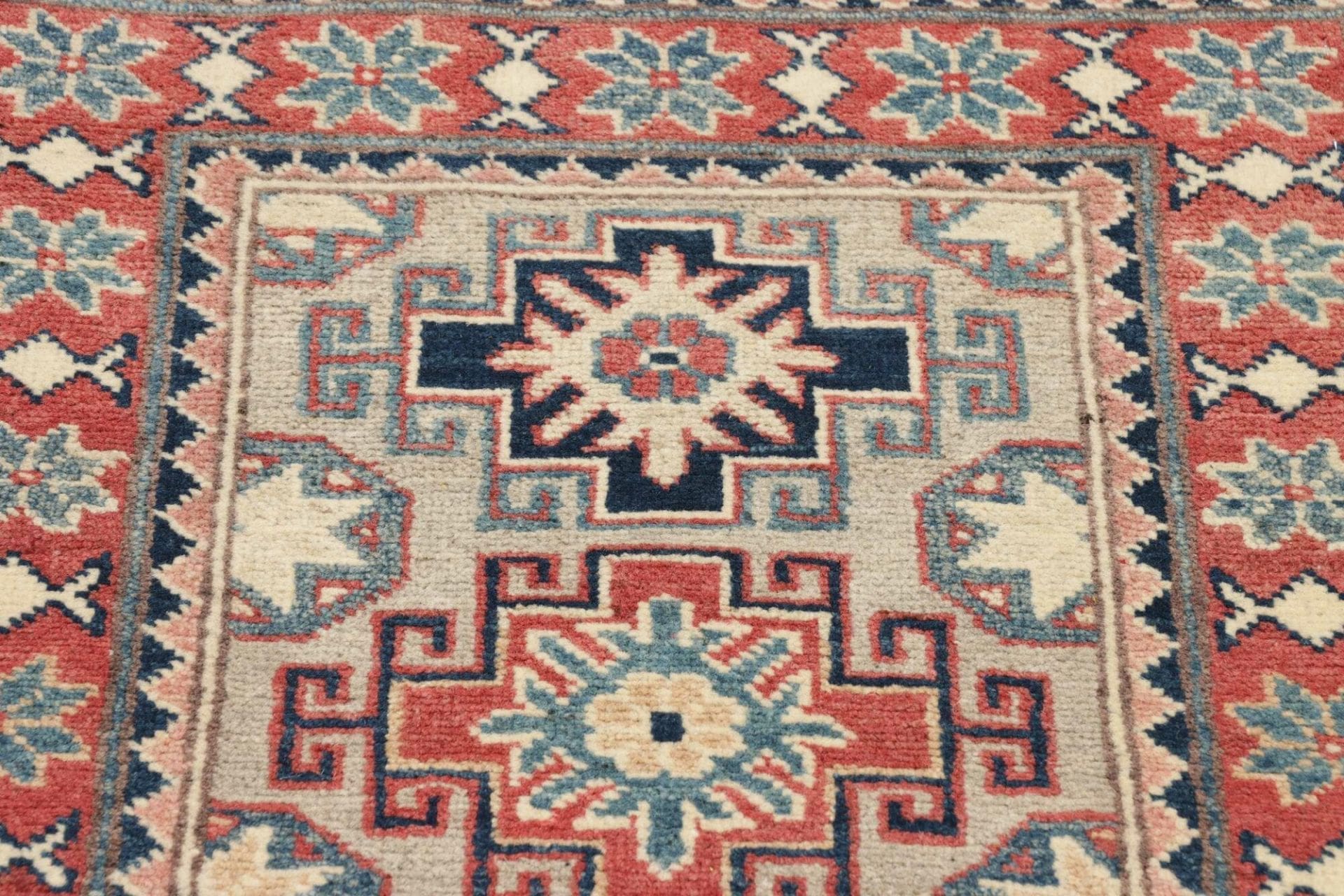 Handgeknüpfter Kazak Orientteppich 68 × 86 cm