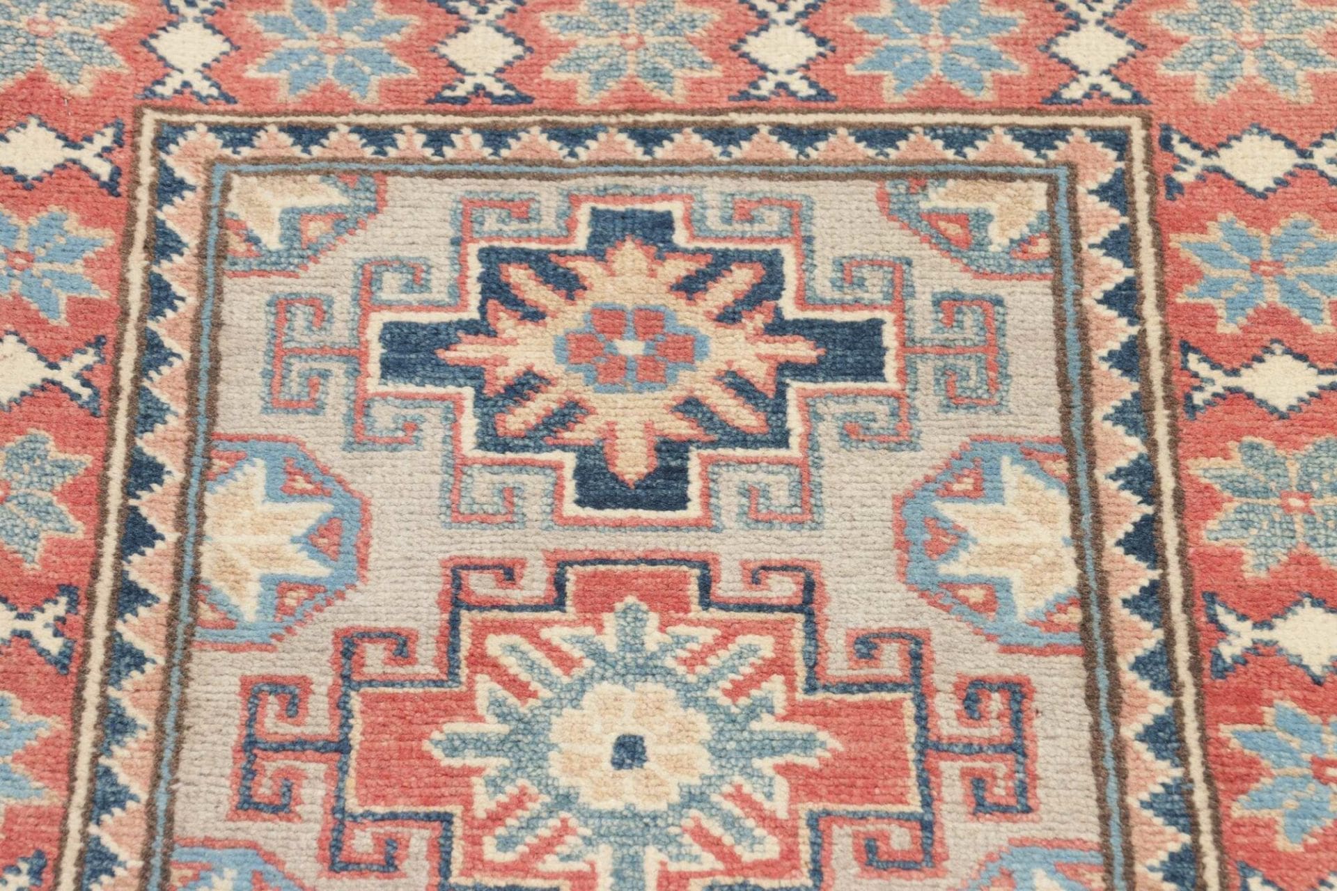 Handgeknüpfter Kazak Orientteppich 67 × 88 cm