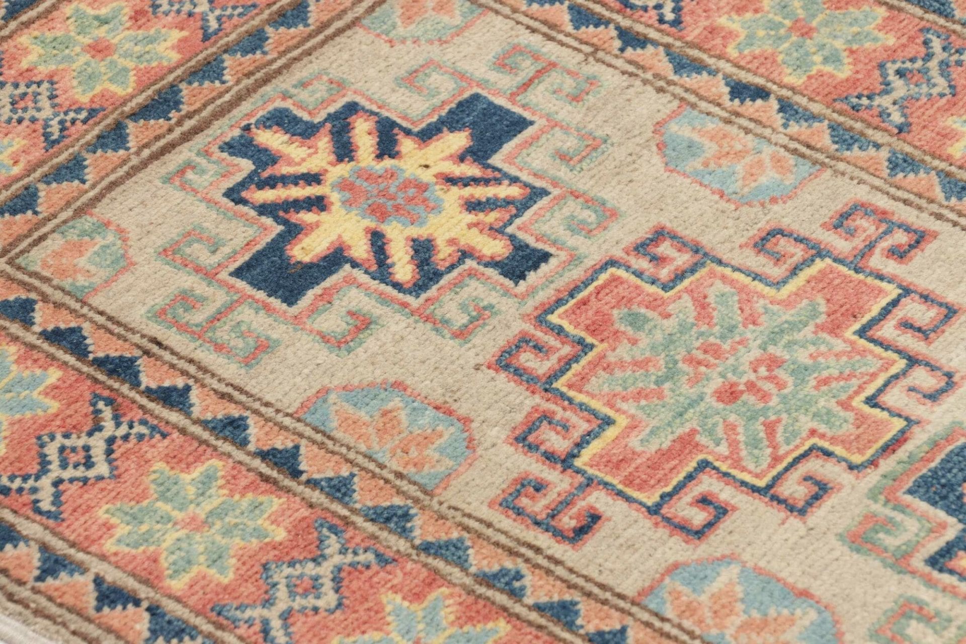 Kazak Orientteppich aus Pakistan, 60 × 87 cm