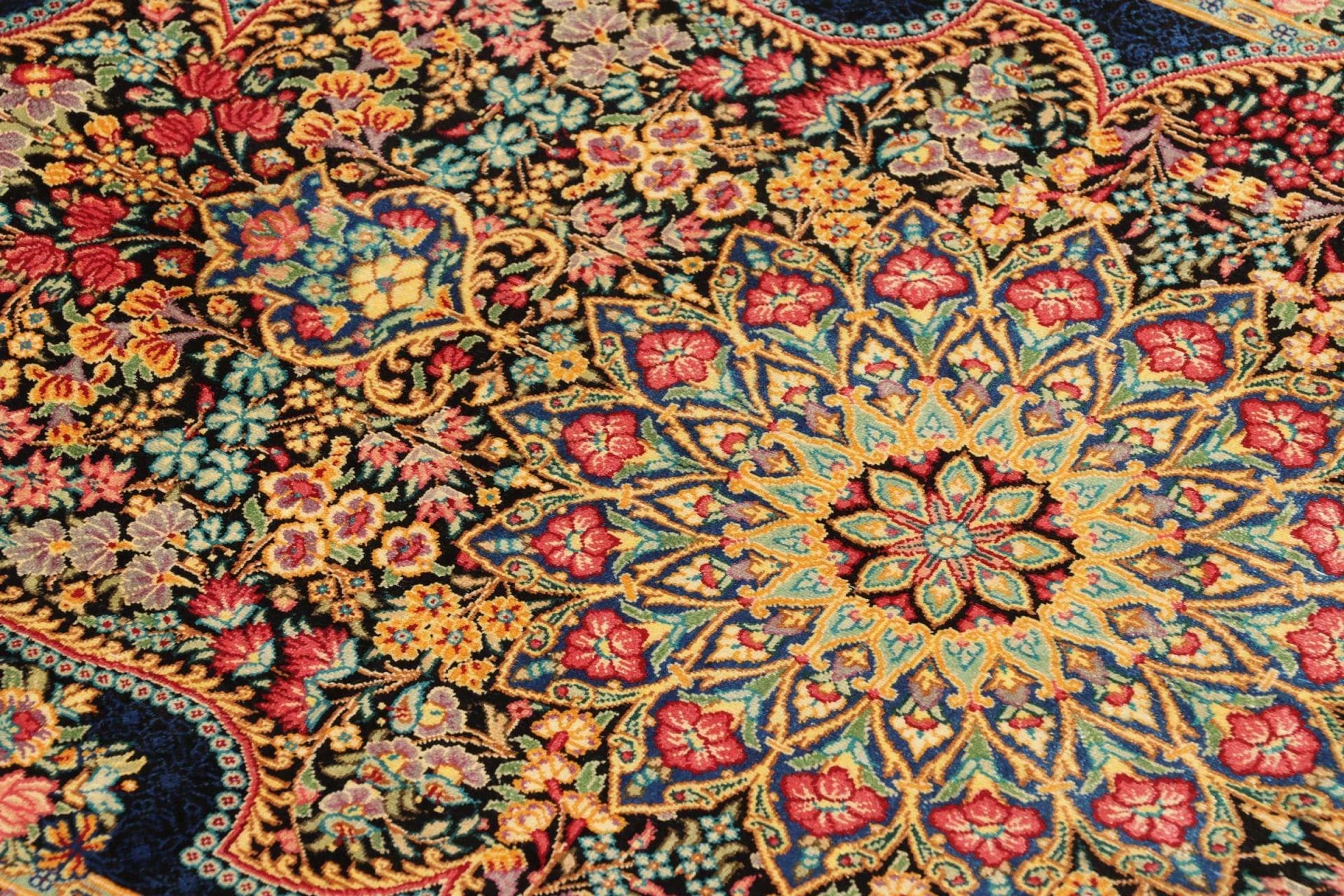 Handgeknüpfter Ghom Perserteppich 61 × 89 cm