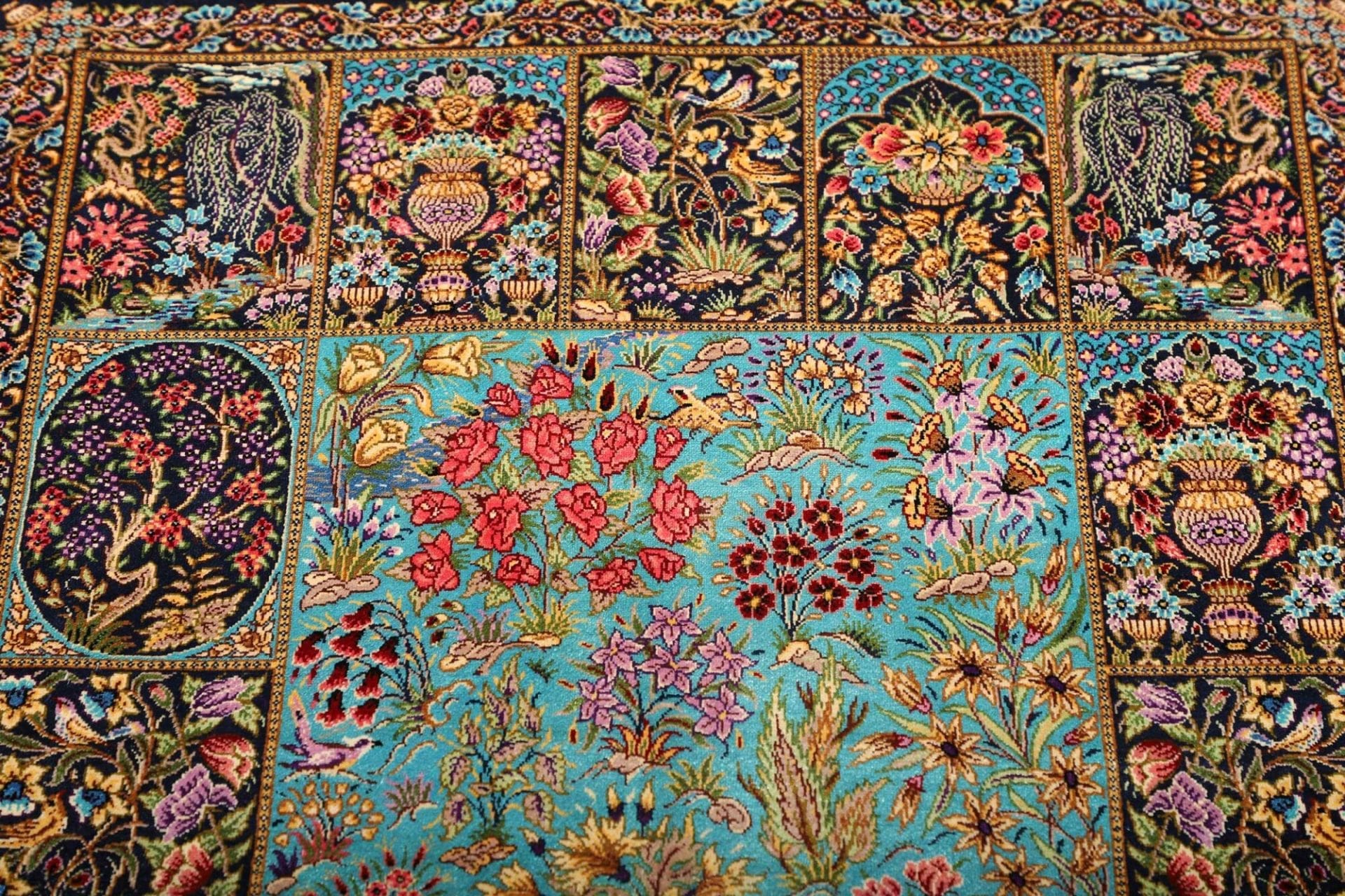 Ghom Perserteppich 63 × 91 cm aus Seide, handgeknüpft