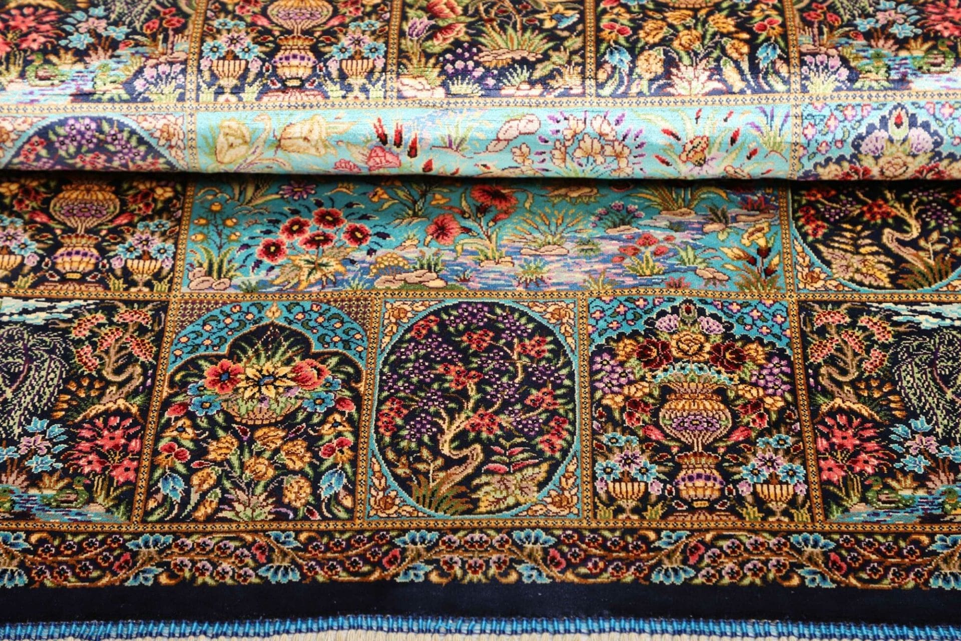 Ghom Perserteppich 63 × 91 cm aus Seide, handgeknüpft