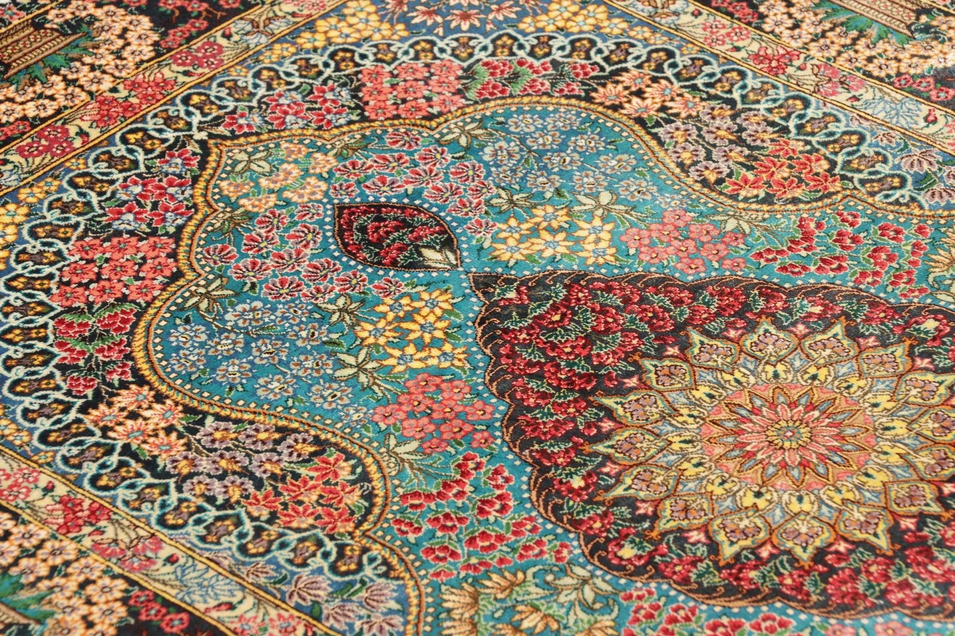 Ghom Perserteppich aus Iran, 81 × 117 cm