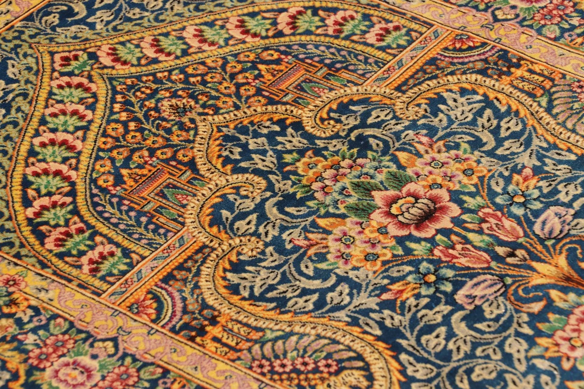 Ghom Perserteppich 62 × 97 cm aus Seide, handgeknüpft