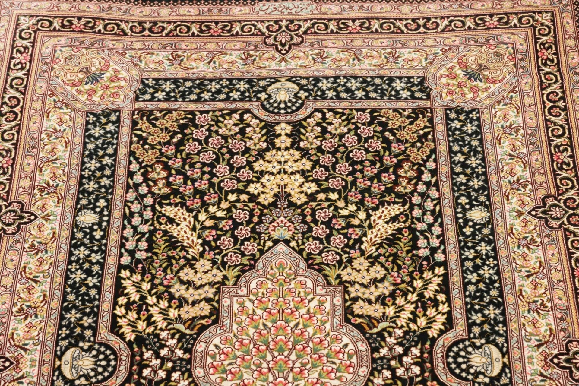 Ghom Perserteppich 80 × 121 cm aus Seide, handgeknüpft