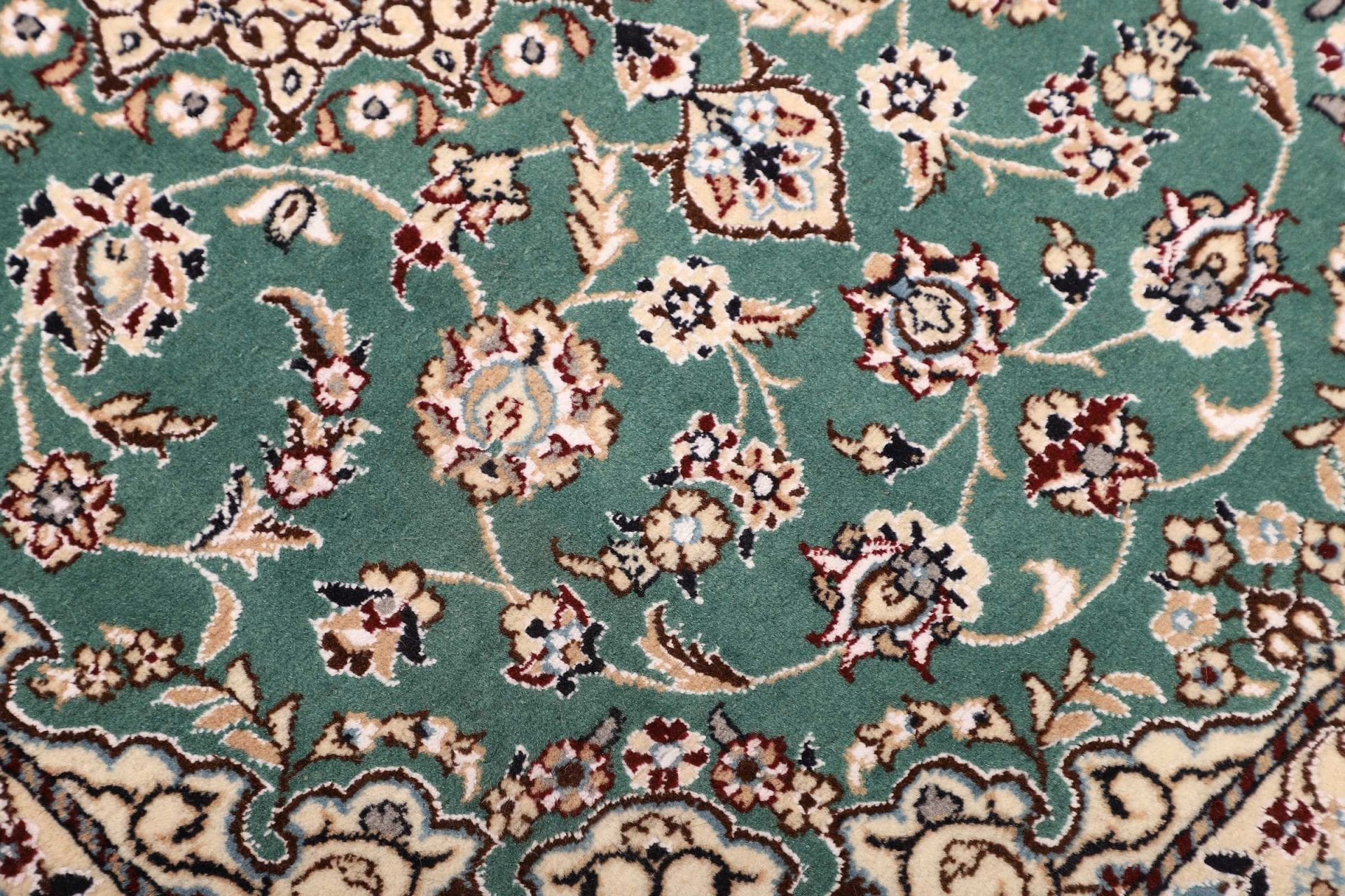 Nain Perserteppich 82 × 116 cm aus Wolle, handgeknüpft
