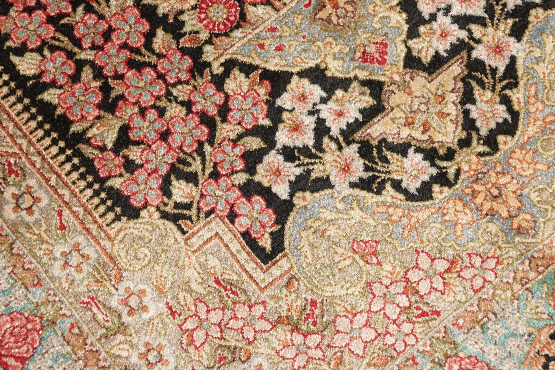 Ghom Perserteppich aus Iran, 63 × 89 cm