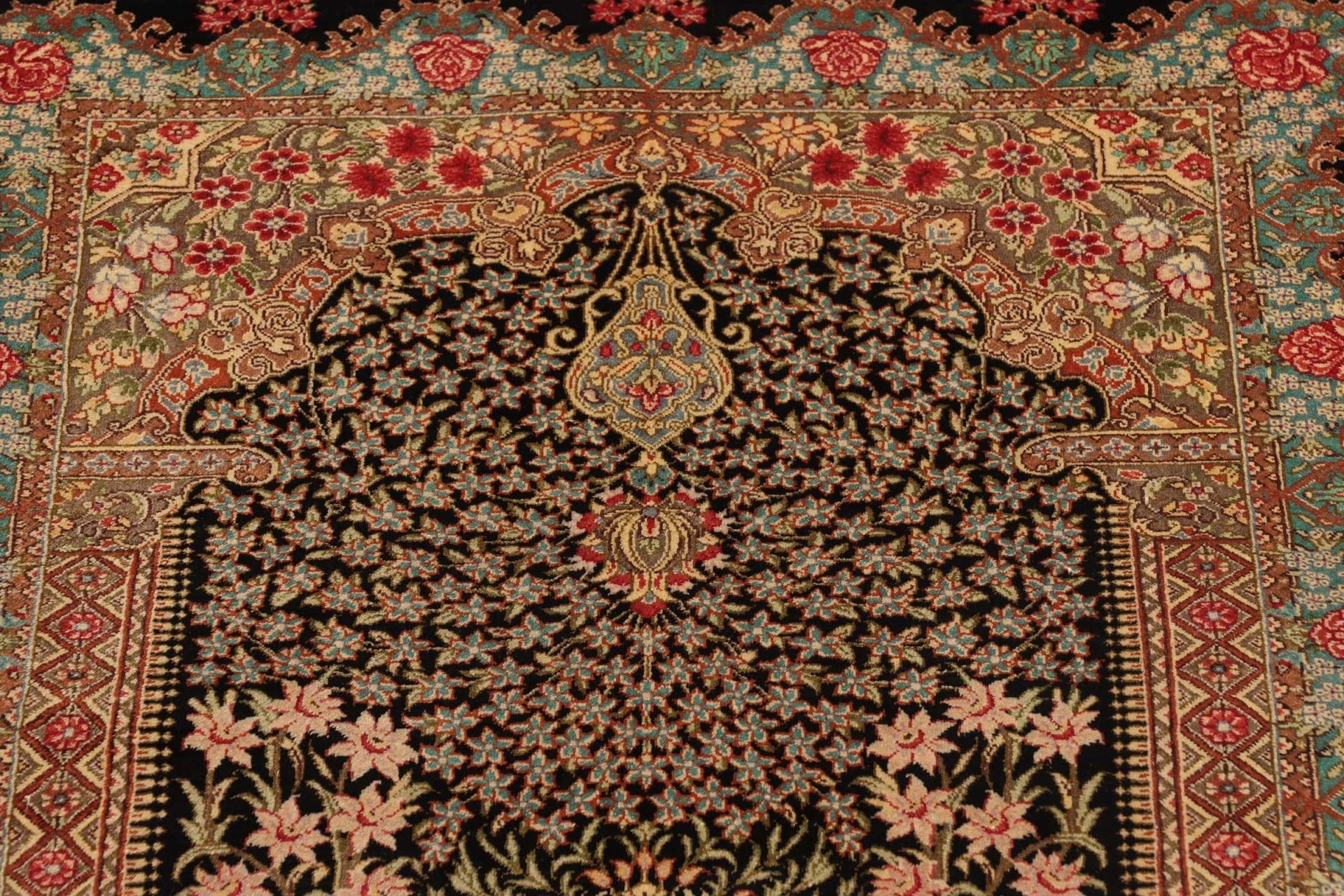 Ghom Perserteppich aus Iran, 63 × 89 cm