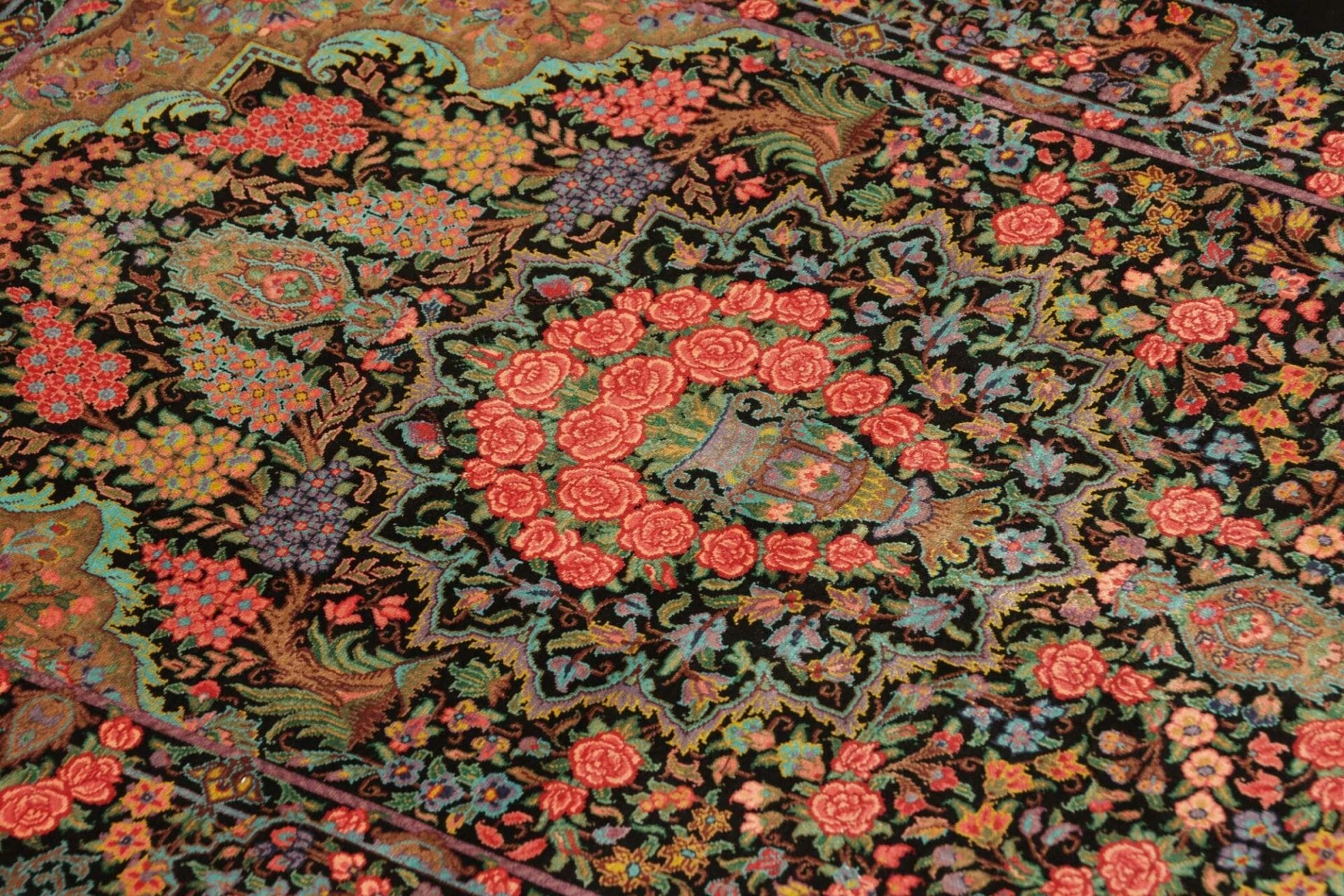 Ghom Perserteppich 65 × 88 cm aus Seide, handgeknüpft
