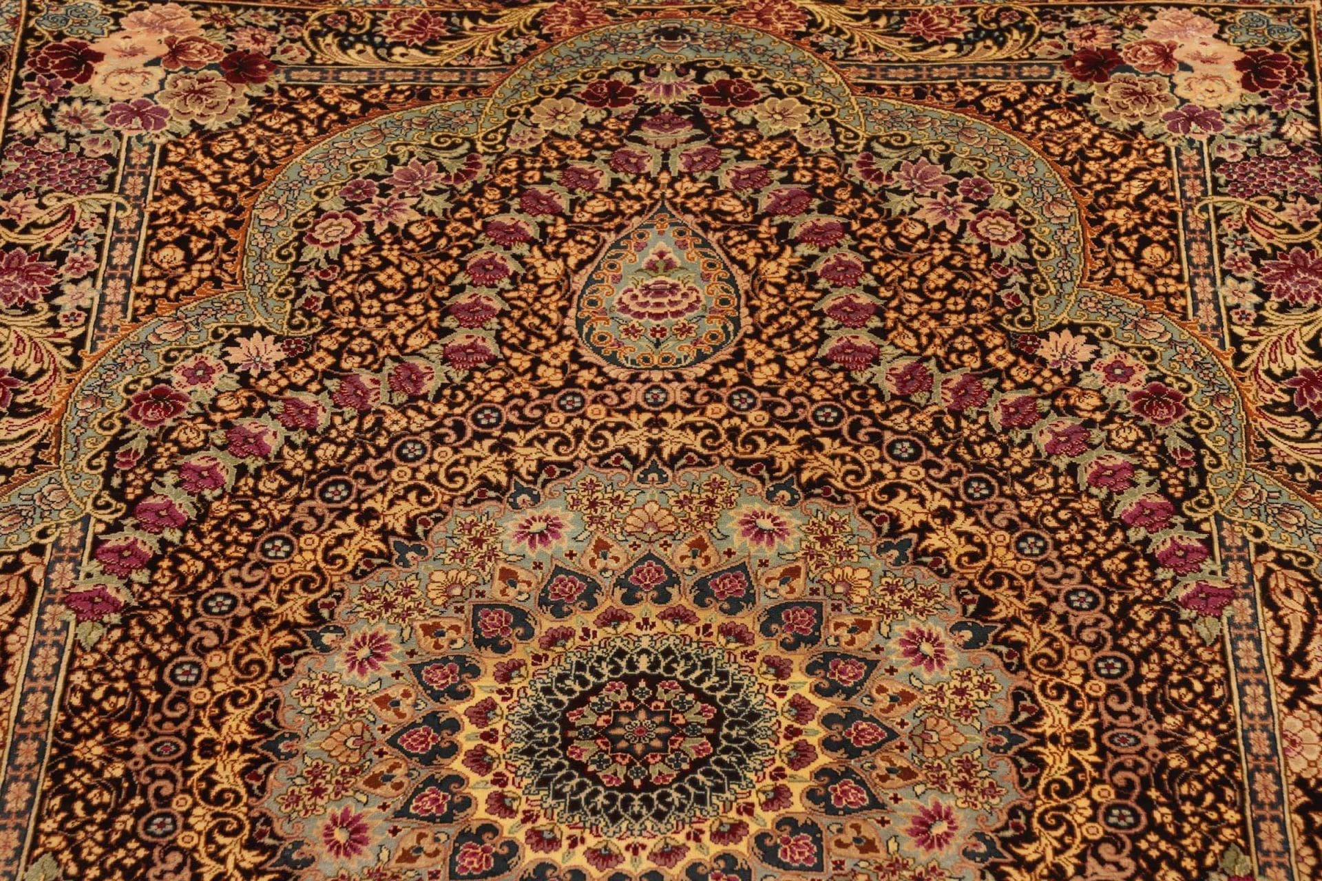 Ghom Perserteppich aus Iran, 82 × 121 cm