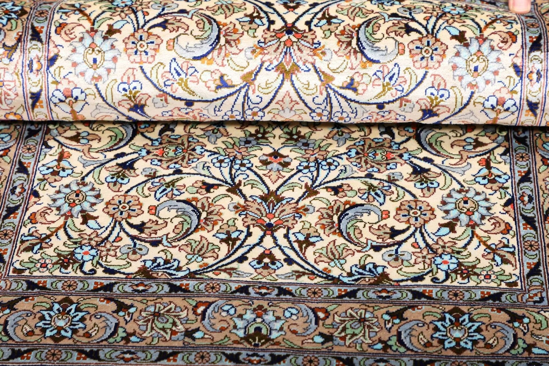 Ghom Perserteppich aus Iran, 61 × 83 cm