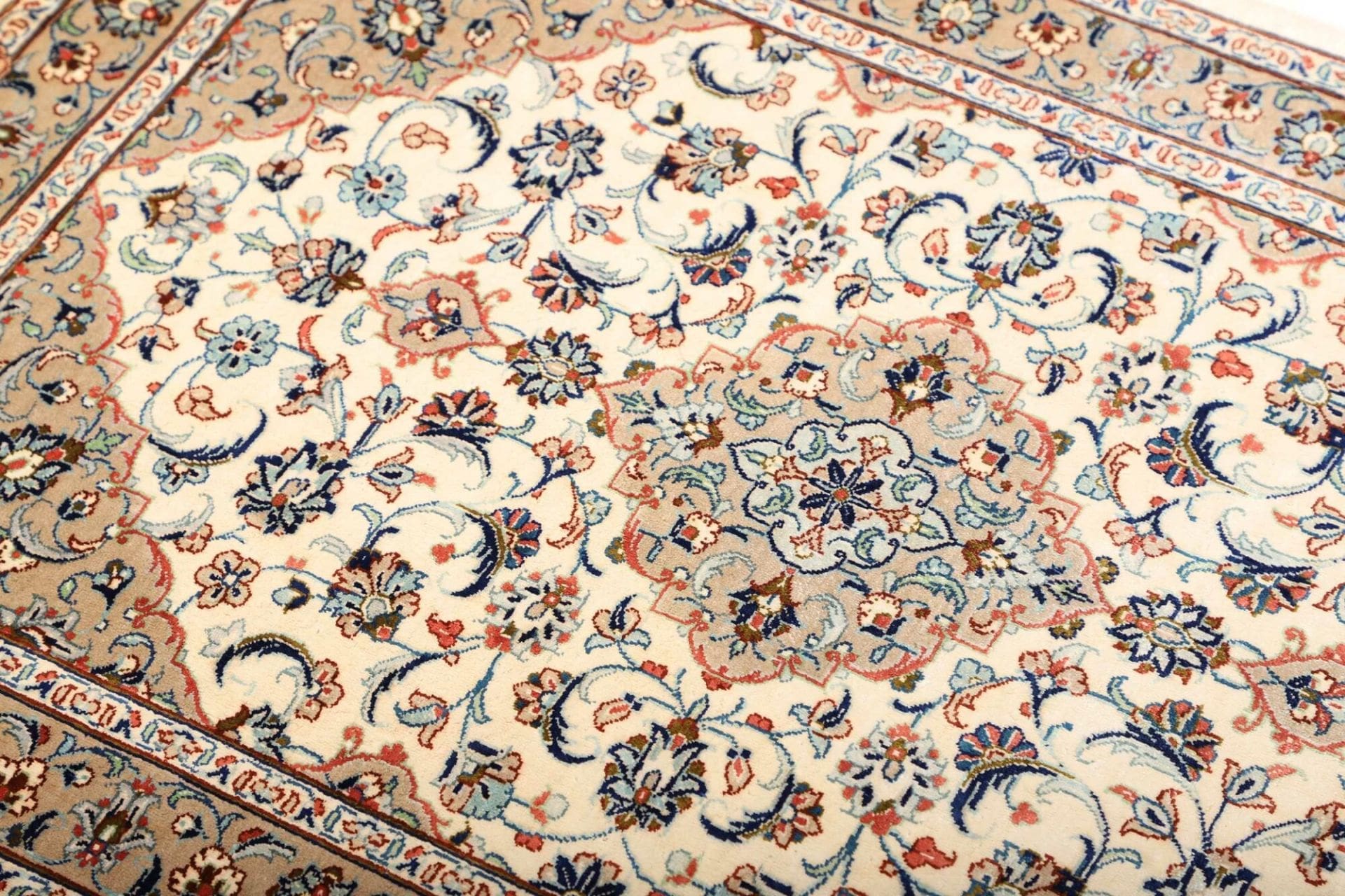 Handgeknüpfter Ghom Perserteppich 61 × 86 cm