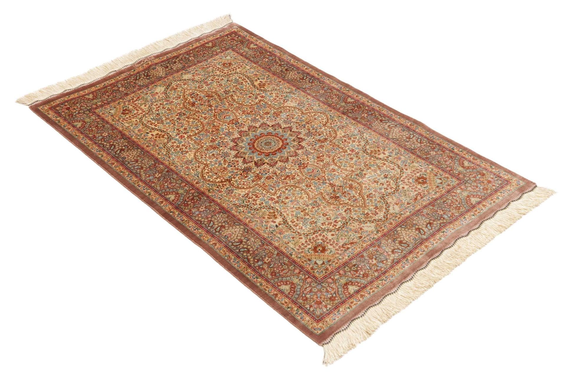 Handgeknüpfter Ghom Perserteppich, 82 × 123 cm, Seide