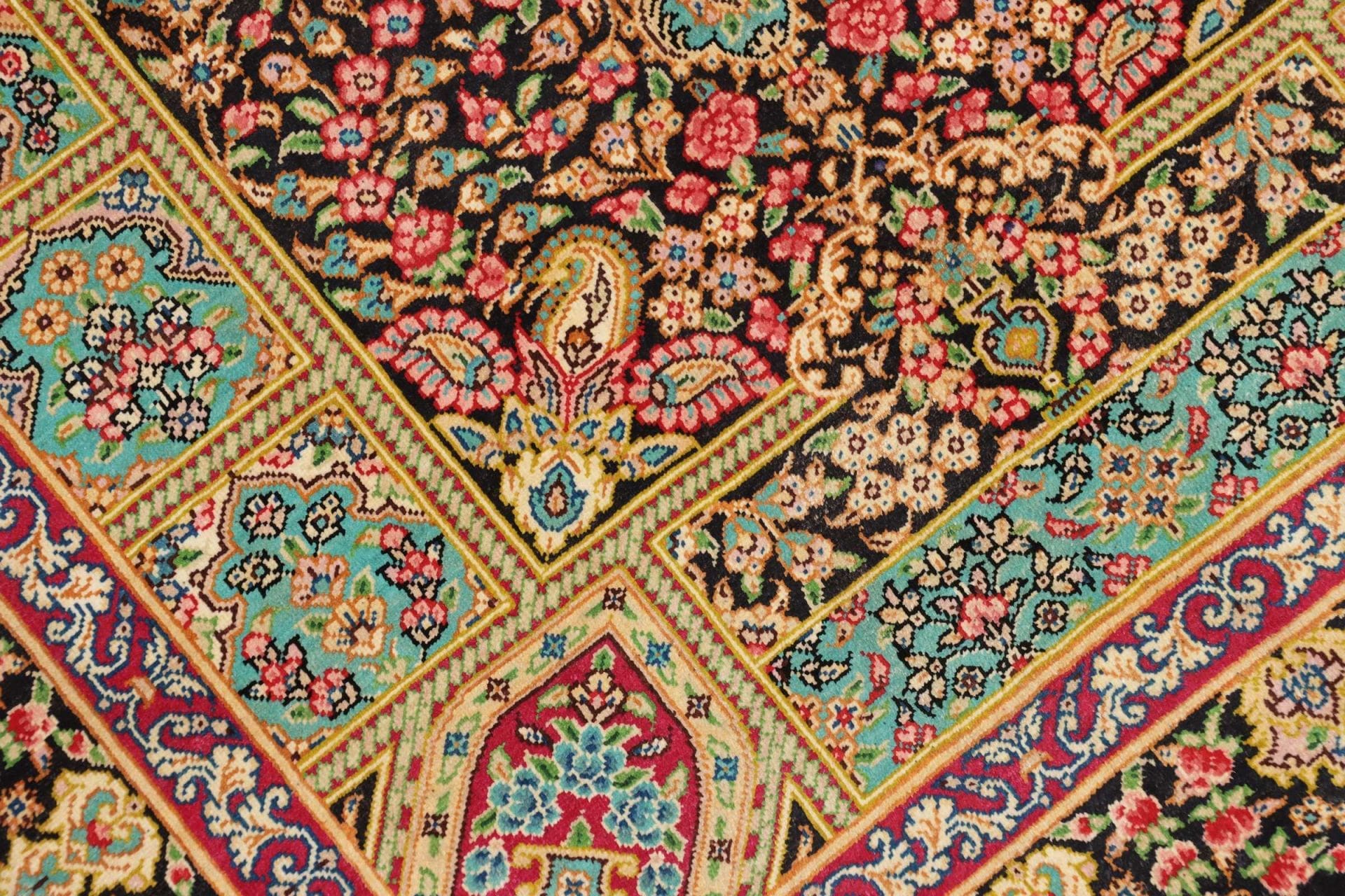 Ghom Perserteppich aus Iran, 64 × 87 cm