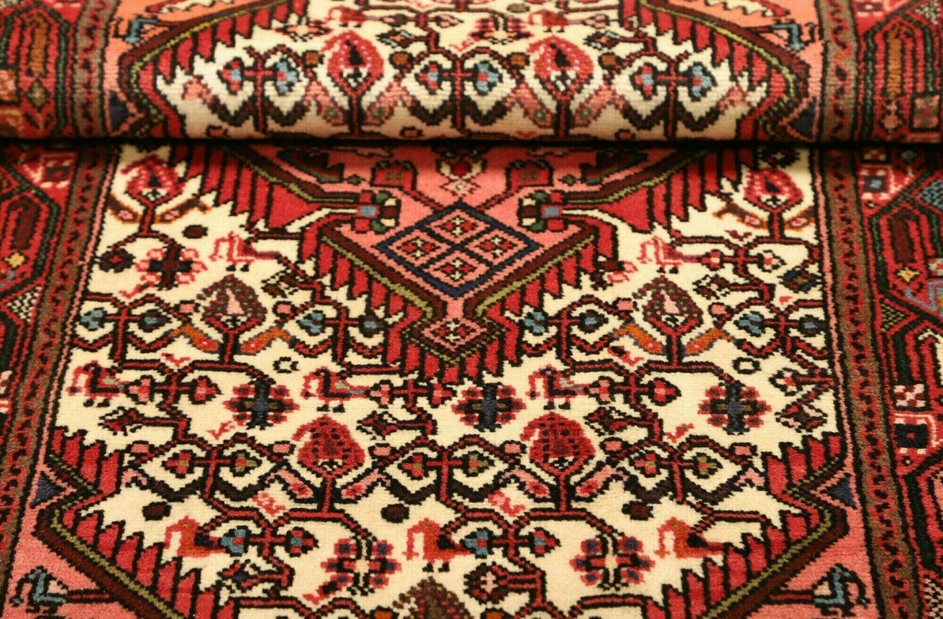 Hamadan Herati Perserteppich aus Iran, 74 × 122 cm