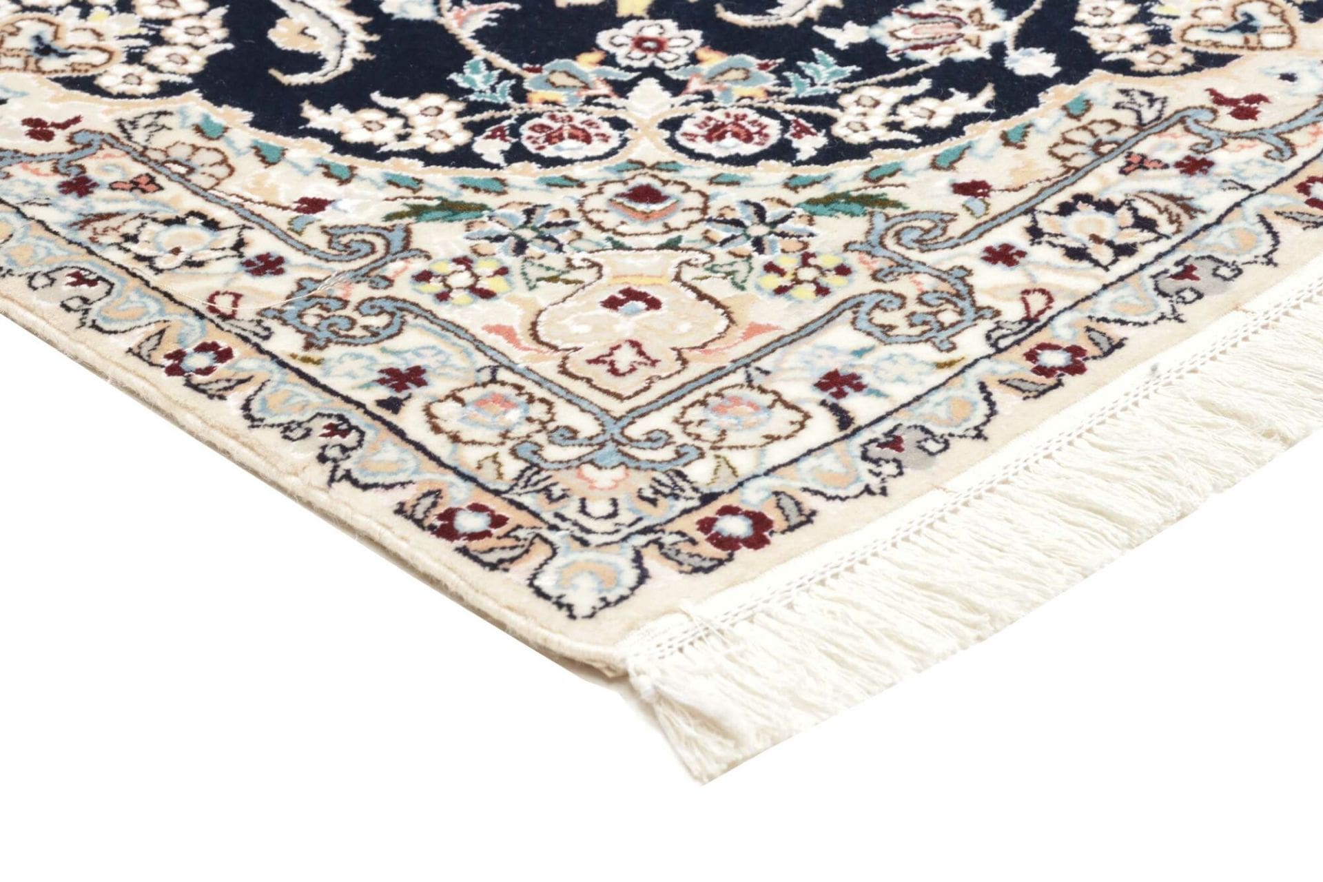 Nain Perserteppich aus Iran, 79 × 115 cm