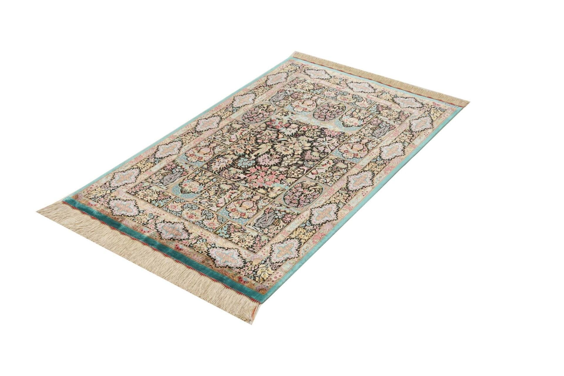 Handgeknüpfter Ghom Perserteppich, 82 × 124 cm, Seide